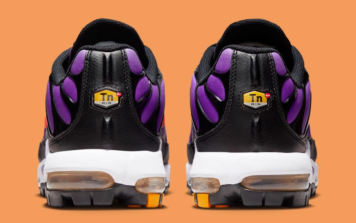 耐克 Air Max Plus 高爾夫新款 "電壓紫 "和 "黑/金屬銀 "色 Nike Golf, Nike Air Max Plus, Nike - 耐克 Air Max Plus 高爾夫新款 "電壓紫 "和 "黑/金屬銀 "色