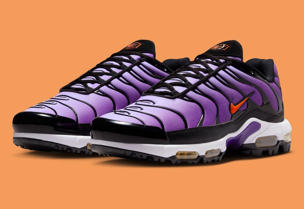 耐克 Air Max Plus 高爾夫新款 "電壓紫 "和 "黑/金屬銀 "色 Nike Golf, Nike Air Max Plus, Nike - 耐克 Air Max Plus 高爾夫新款 "電壓紫 "和 "黑/金屬銀 "色