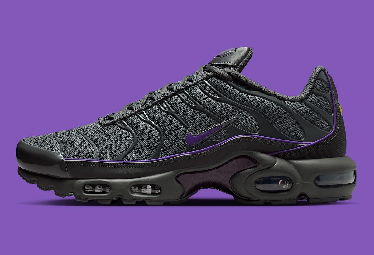 耐克 Air Max Plus "鐵灰色 "搭配 "野葡萄色 "點綴 Nike Air Max Plus, Nike Air Max, Nike - 耐克 Air Max Plus "鐵灰色 "搭配 "野葡萄色 "點綴
