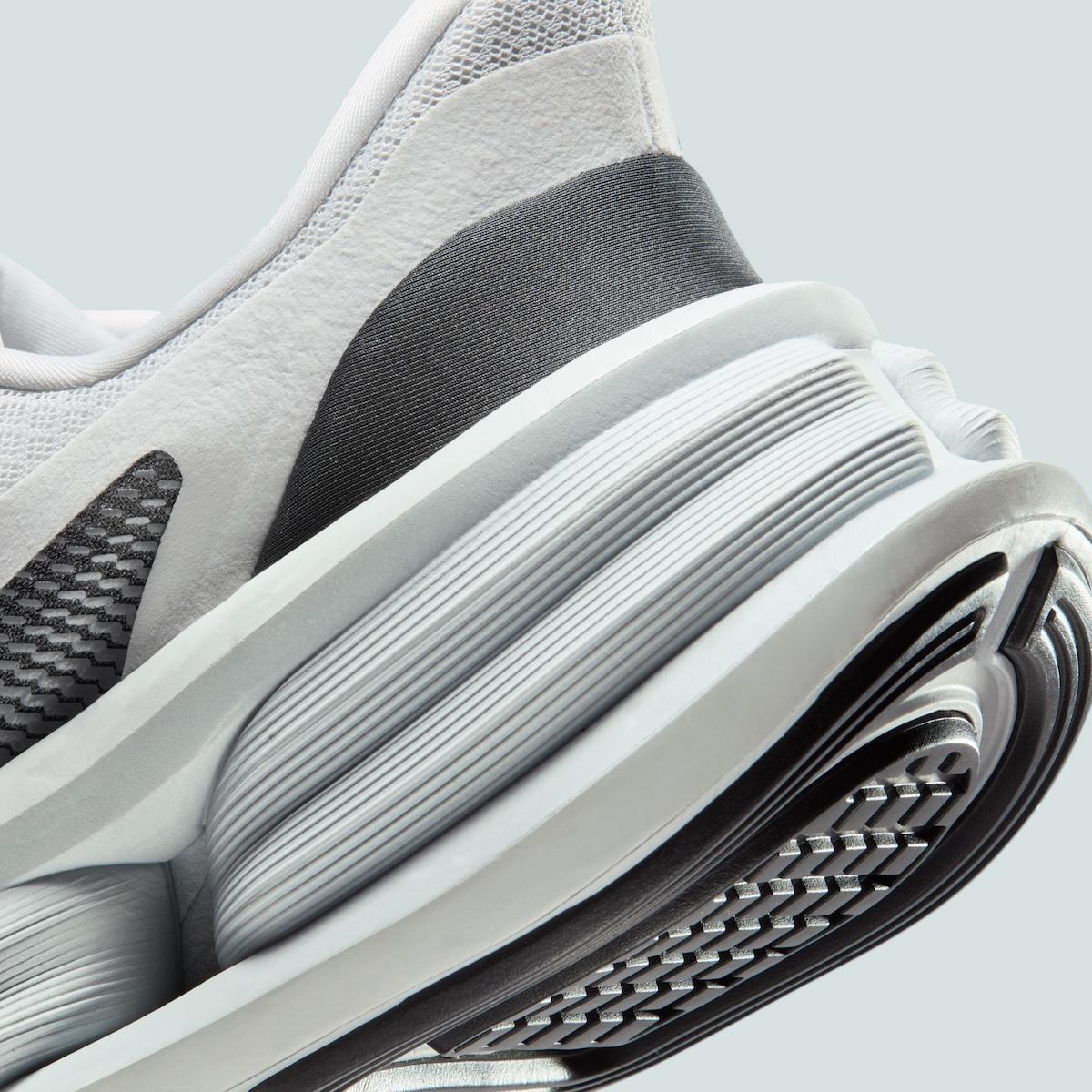耐克舒適馳騁 2025 年秋季新品亮相,採用 EasyOn 鞋跟設計 Nike Comfort Ride, Nike - 耐克舒適馳騁 2025 年秋季新品亮相,採用 EasyOn 鞋跟設計