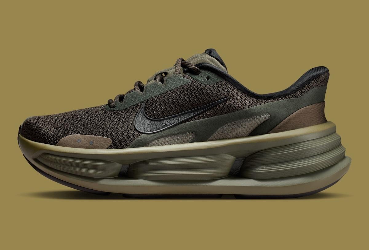 耐克舒適馳騁 2025 年秋季新品亮相,採用 EasyOn 鞋跟設計 Nike Comfort Ride, Nike - 耐克舒適馳騁 2025 年秋季新品亮相,採用 EasyOn 鞋跟設計