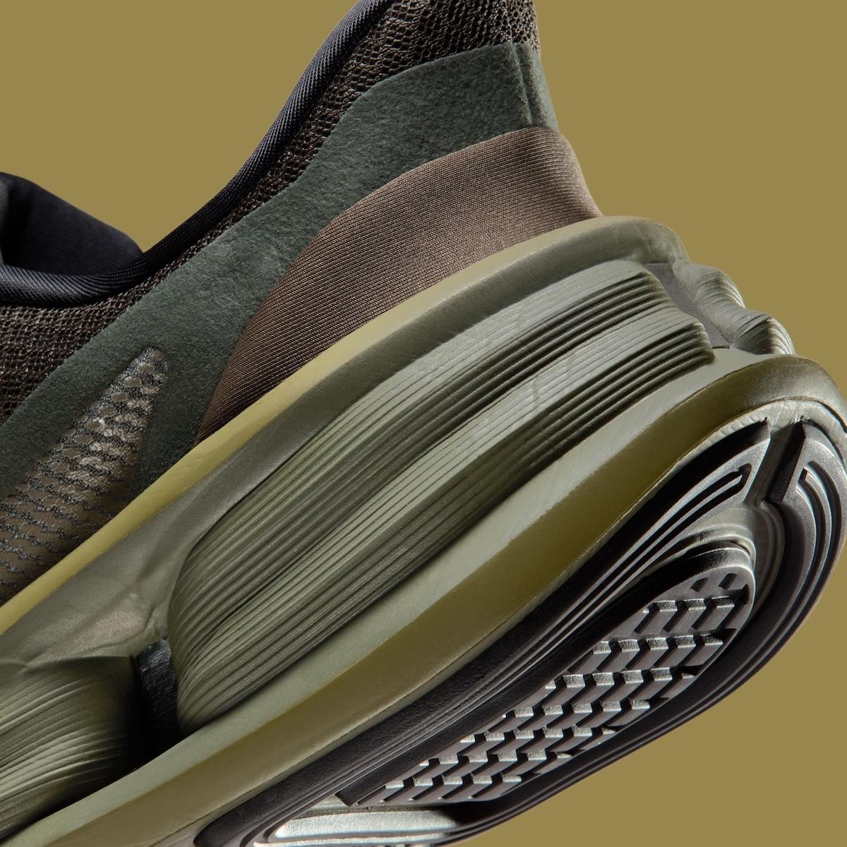 耐克舒適馳騁 2025 年秋季新品亮相,採用 EasyOn 鞋跟設計 Nike Comfort Ride, Nike - 耐克舒適馳騁 2025 年秋季新品亮相,採用 EasyOn 鞋跟設計
