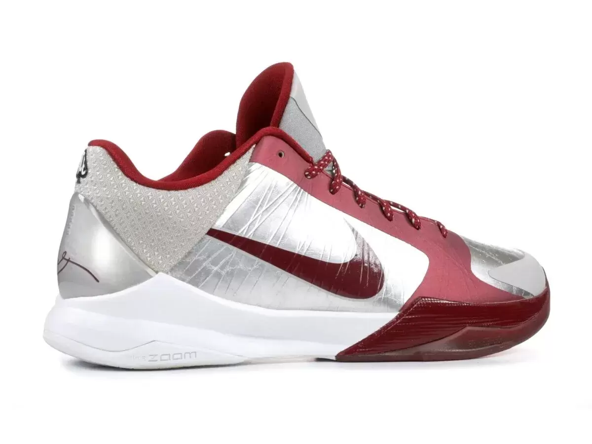 耐克科比 5 Protro "Lower Merion Aces Away" 2026 年 3 月發佈 Sneakers, Nike Kobe 5 Protro, Nike Kobe 5, Nike - 耐克科比 5 Protro "Lower Merion Aces Away" 2026 年 3 月發佈