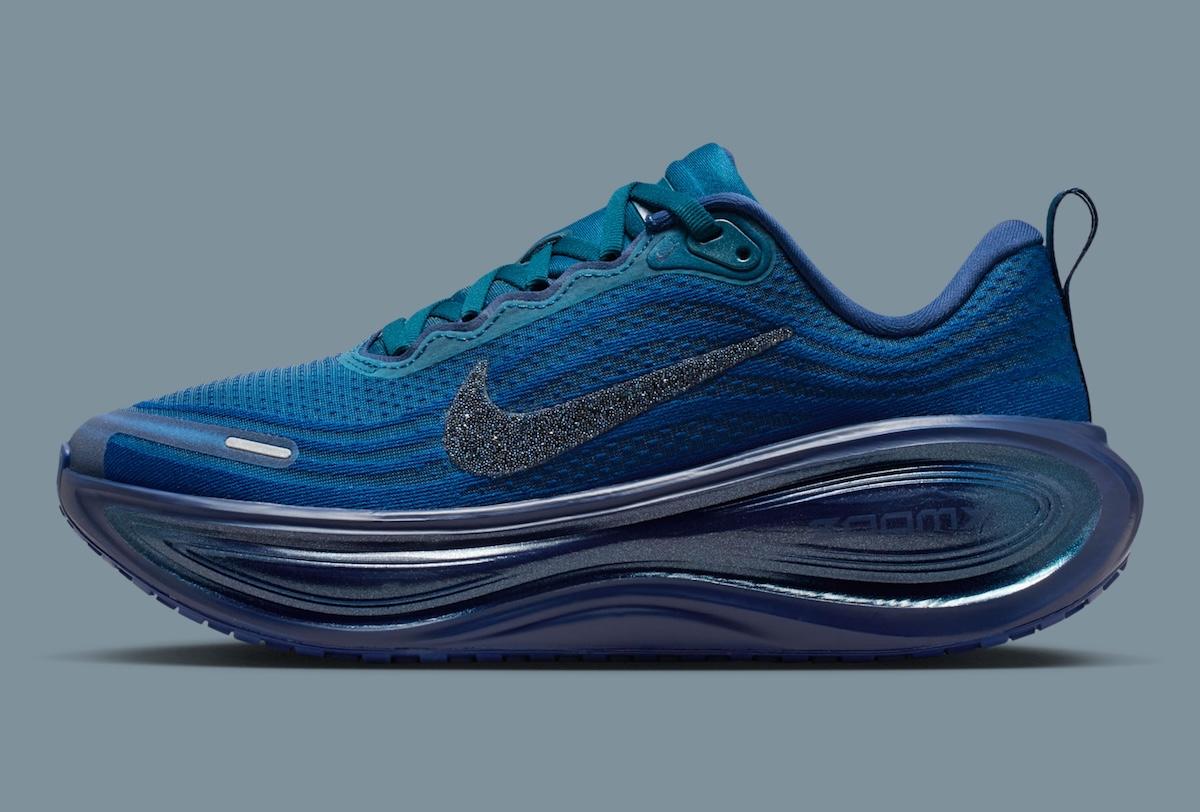 耐克用施華洛世奇水晶重新打造 Vomero Plus Swarovski, Nike Vomero Plus, Nike - 耐克用施華洛世奇水晶重新打造 Vomero Plus
