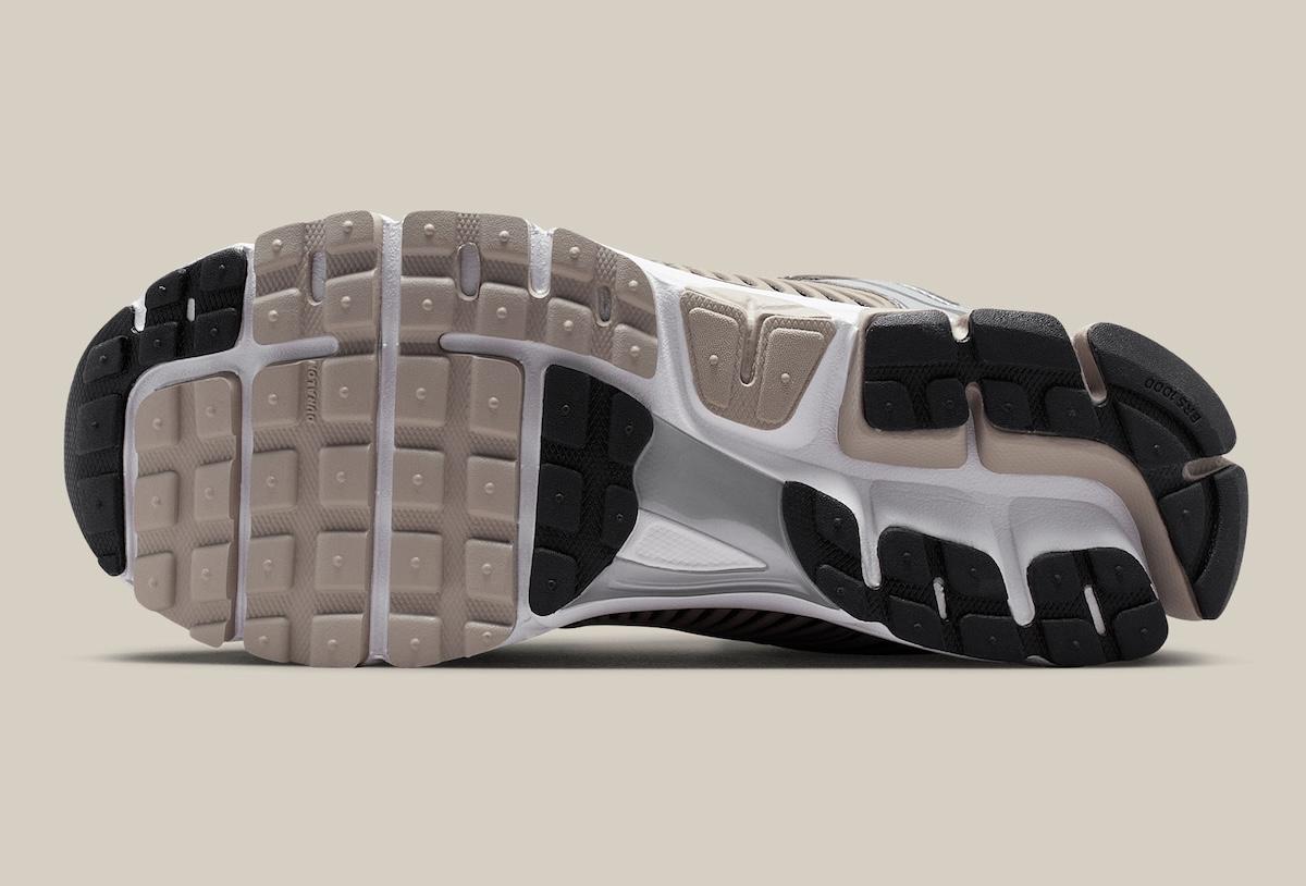 耐克 Zoom Vomero 5 重現 "學院灰 "版本 Nike Zoom Vomero 5, Nike - 耐克 Zoom Vomero 5 重現 "學院灰 "版本