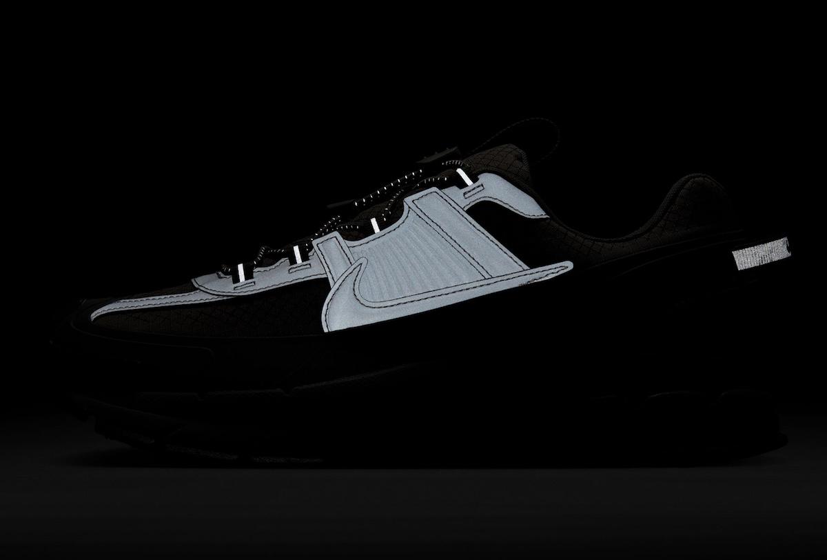 耐克 Zoom Vomero 5 Roam "金屬錫 "是 2025 年秋季必備的科技服飾 Nike Zoom Vomero 5, Nike - 耐克 Zoom Vomero 5 Roam "金屬錫 "是 2025 年秋季必備的科技服飾