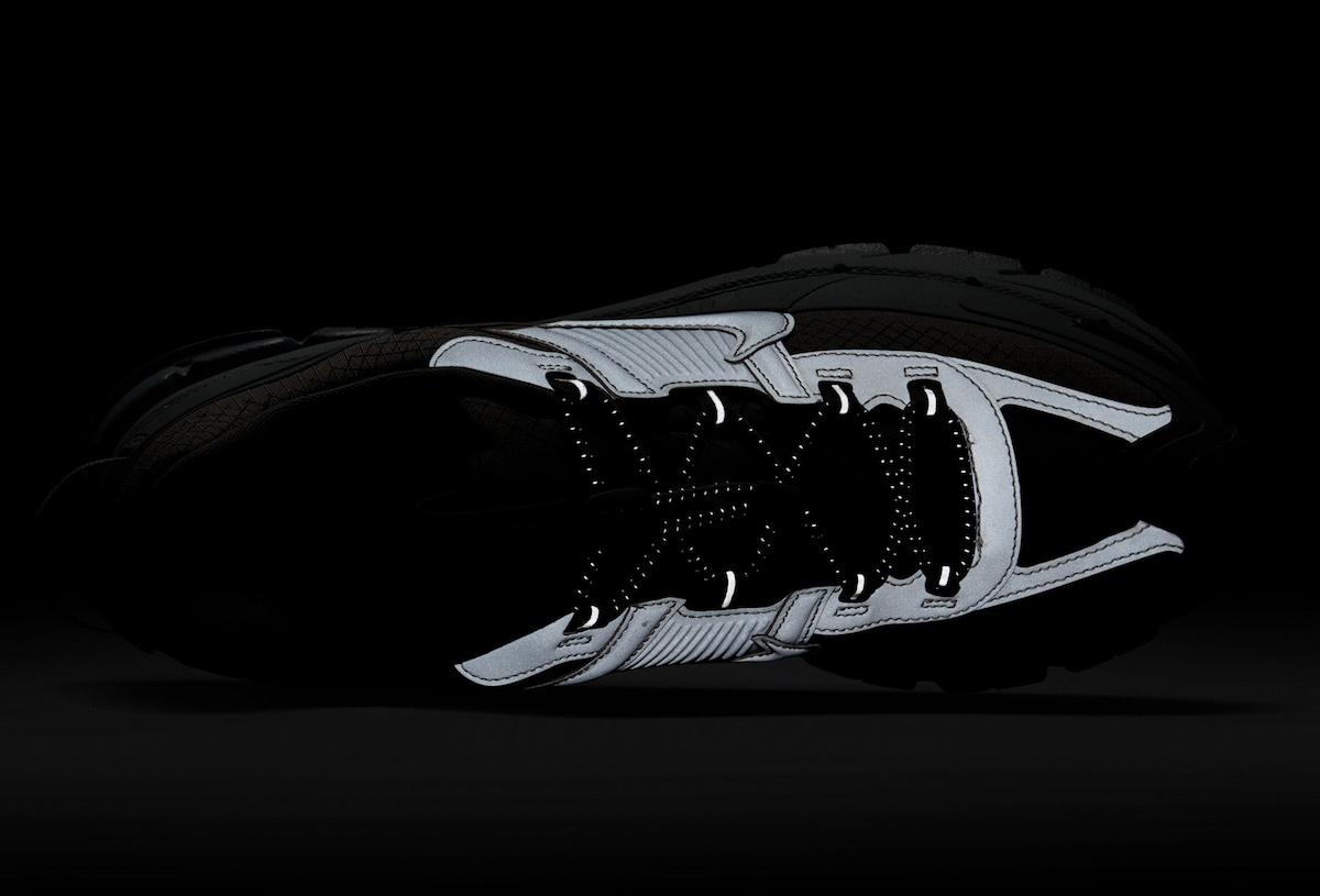 耐克 Zoom Vomero 5 Roam "金屬錫 "是 2025 年秋季必備的科技服飾 Nike Zoom Vomero 5, Nike - 耐克 Zoom Vomero 5 Roam "金屬錫 "是 2025 年秋季必備的科技服飾