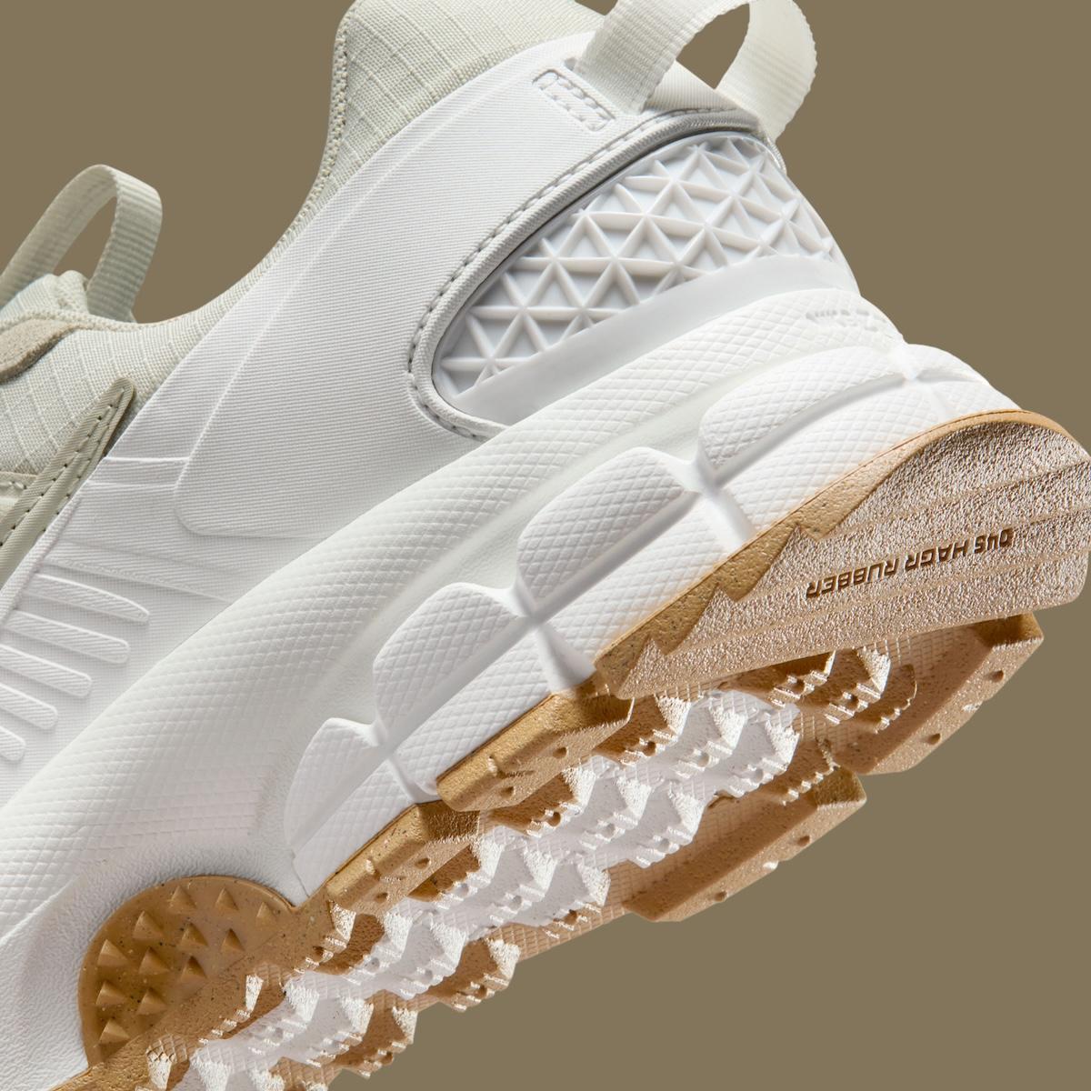 Nike Zoom Vomero 5, Nike - 耐克 Zoom Vomero 5 Roam 分為 "帆 "和 "淺石 "兩種顏色