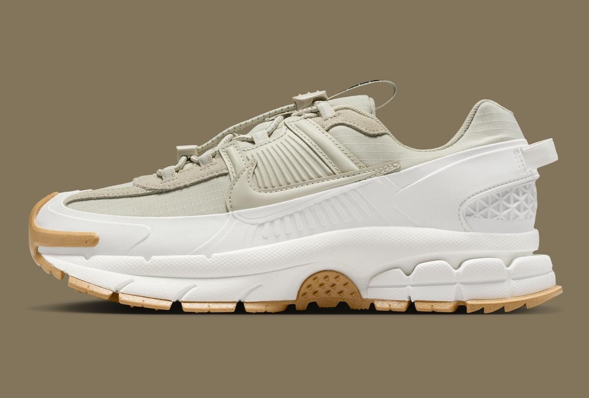 Nike Zoom Vomero 5, Nike - 耐克 Zoom Vomero 5 Roam 分為 "帆 "和 "淺石 "兩種顏色