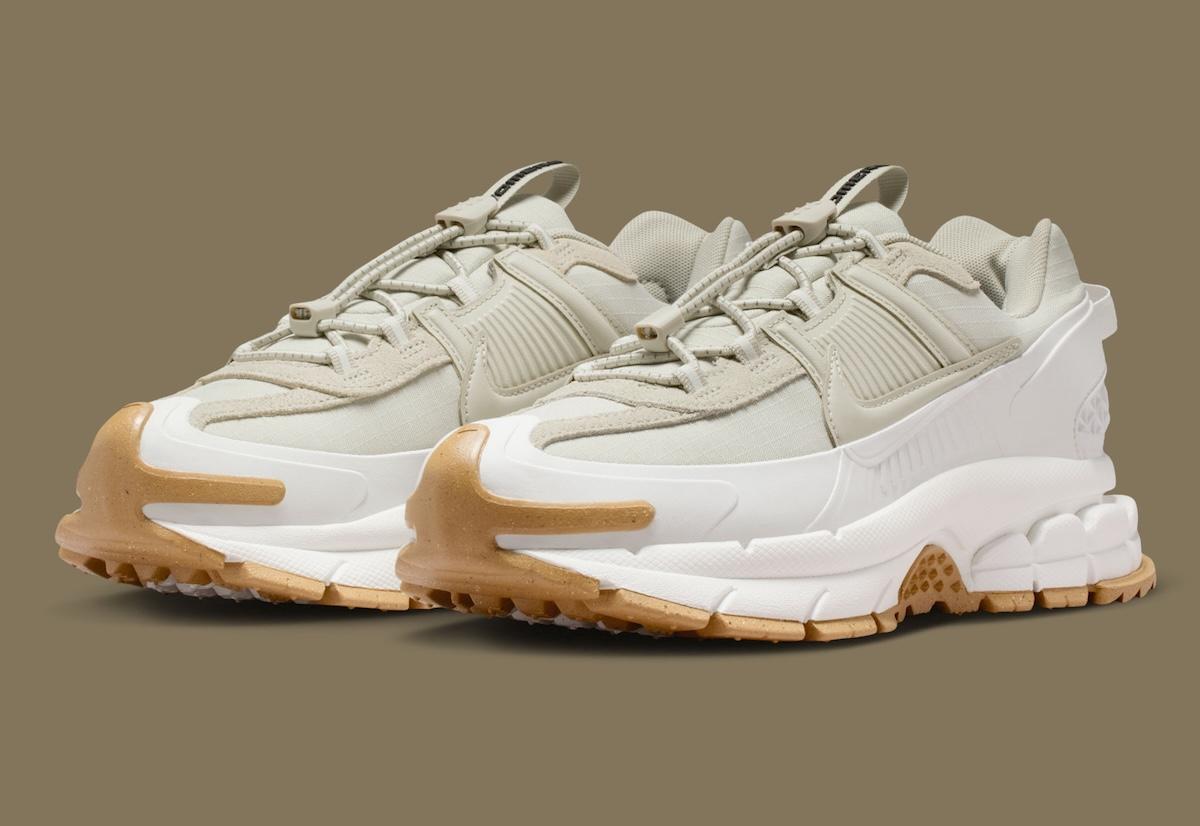 Nike Zoom Vomero 5, Nike - 耐克 Zoom Vomero 5 Roam 分為 "帆 "和 "淺石 "兩種顏色