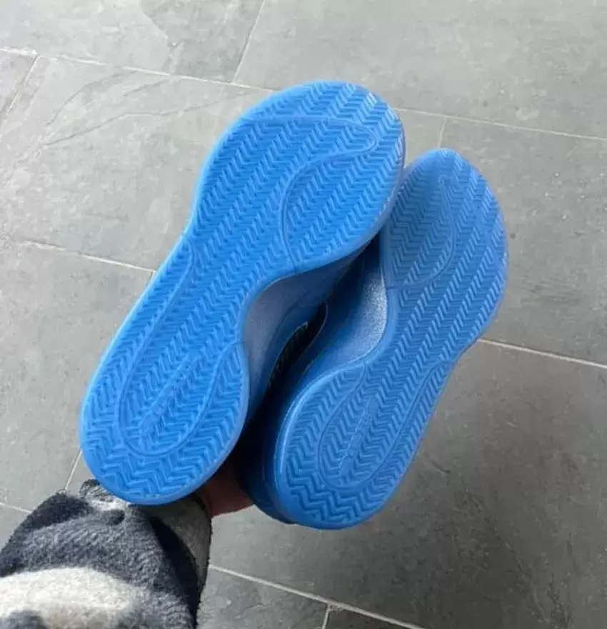 PJ Tucker 的獨家耐克圖書 1 "Foamposite" PE PJ Tucker, Nike Book 1, Nike - PJ Tucker 的獨家耐克圖書 1 "Foamposite" PE