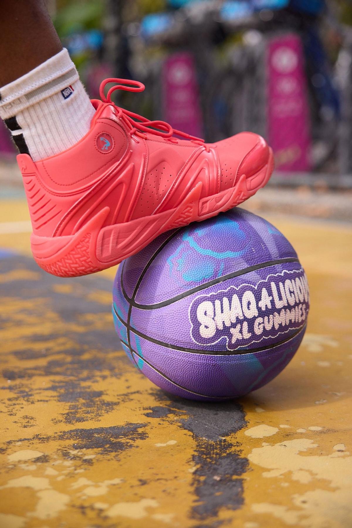 沙克將球鞋變成糖果,推出 Shaq-a-licious XL 軟糖 Sneakers, Reebok - 沙克將球鞋變成糖果,推出 Shaq-a-licious XL 軟糖
