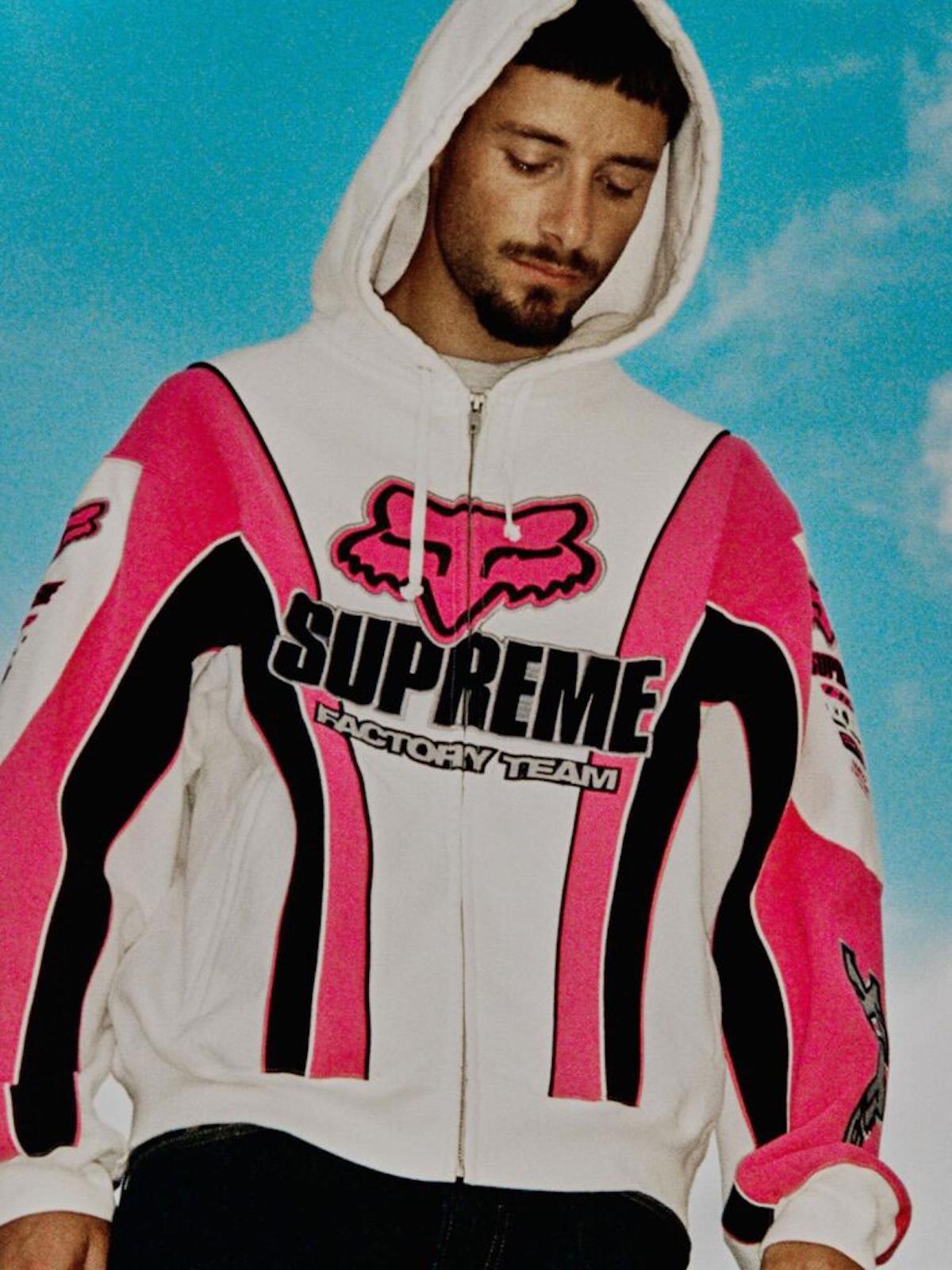 Supreme 和 Fox Racing 聯合推出 2025 秋冬系列,向 DMX 的傳奇致敬 Supreme - Supreme 和 Fox Racing 聯合推出 2025 秋冬系列,向 DMX 的傳奇致敬