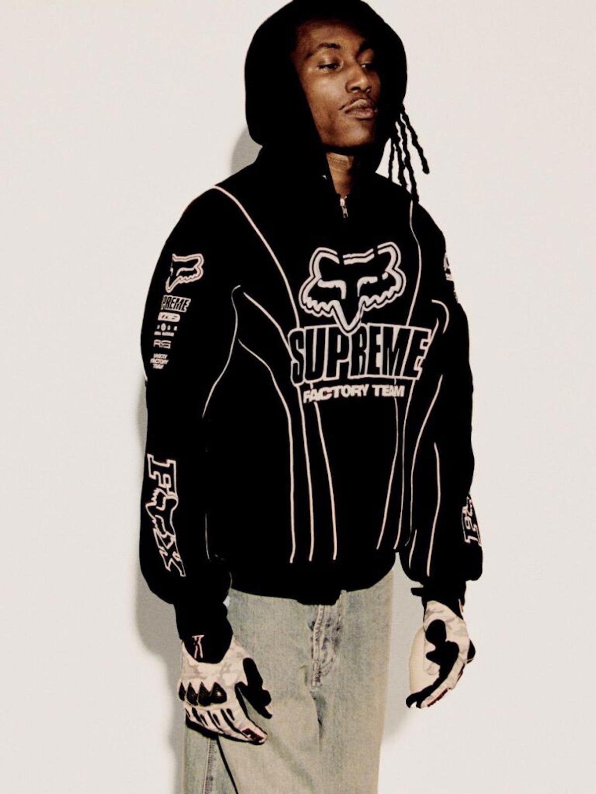 Supreme 和 Fox Racing 聯合推出 2025 秋冬系列,向 DMX 的傳奇致敬 Supreme - Supreme 和 Fox Racing 聯合推出 2025 秋冬系列,向 DMX 的傳奇致敬