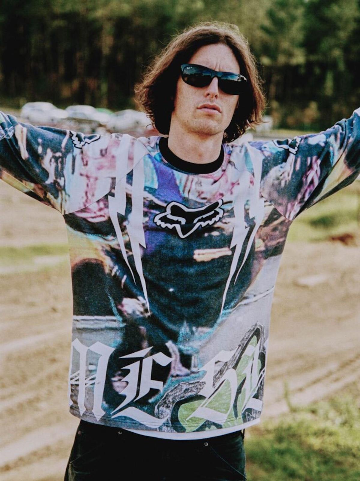 Supreme 和 Fox Racing 聯合推出 2025 秋冬系列,向 DMX 的傳奇致敬 Supreme - Supreme 和 Fox Racing 聯合推出 2025 秋冬系列,向 DMX 的傳奇致敬