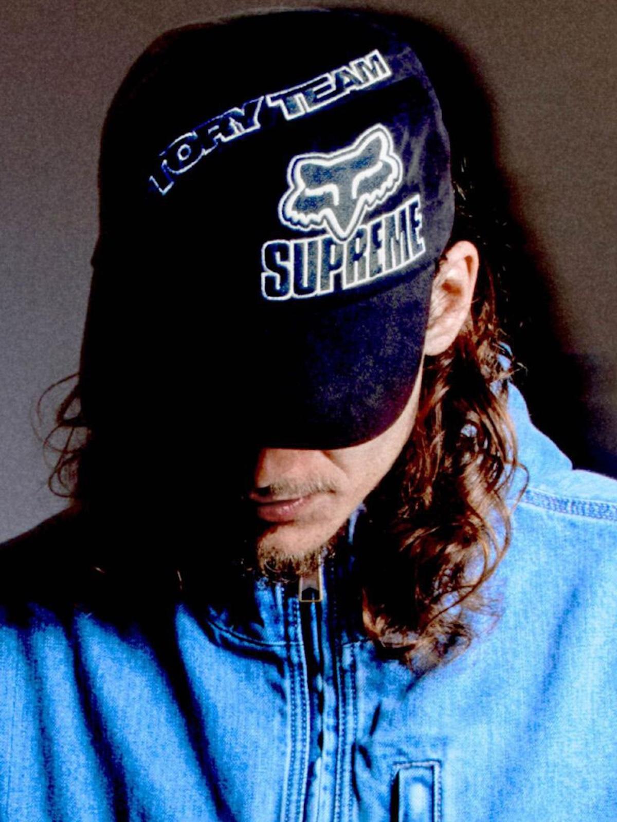 Supreme 和 Fox Racing 聯合推出 2025 秋冬系列,向 DMX 的傳奇致敬 Supreme - Supreme 和 Fox Racing 聯合推出 2025 秋冬系列,向 DMX 的傳奇致敬