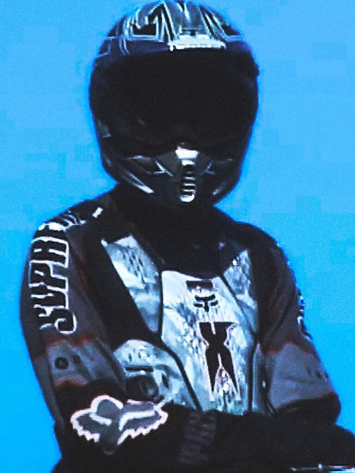 Supreme 和 Fox Racing 聯合推出 2025 秋冬系列,向 DMX 的傳奇致敬 Supreme - Supreme 和 Fox Racing 聯合推出 2025 秋冬系列,向 DMX 的傳奇致敬