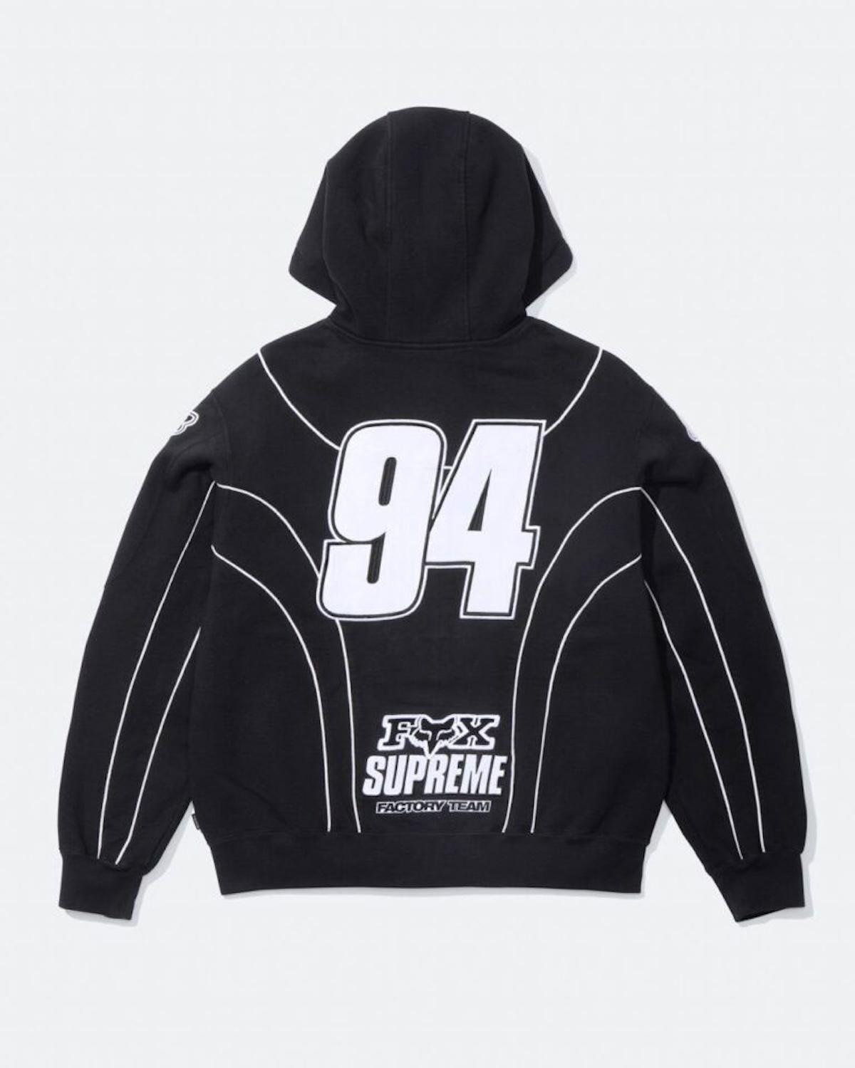 Supreme 和 Fox Racing 聯合推出 2025 秋冬系列,向 DMX 的傳奇致敬 Supreme - Supreme 和 Fox Racing 聯合推出 2025 秋冬系列,向 DMX 的傳奇致敬