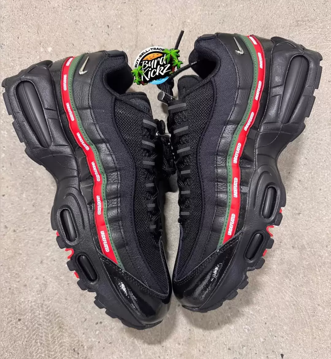 第一眼:Undefeated x Nike Air Max 95 "黑色"(2025 年) Undefeated, Nike Air Max 95, Nike - 第一眼:Undefeated x Nike Air Max 95 "黑色"(2025 年)