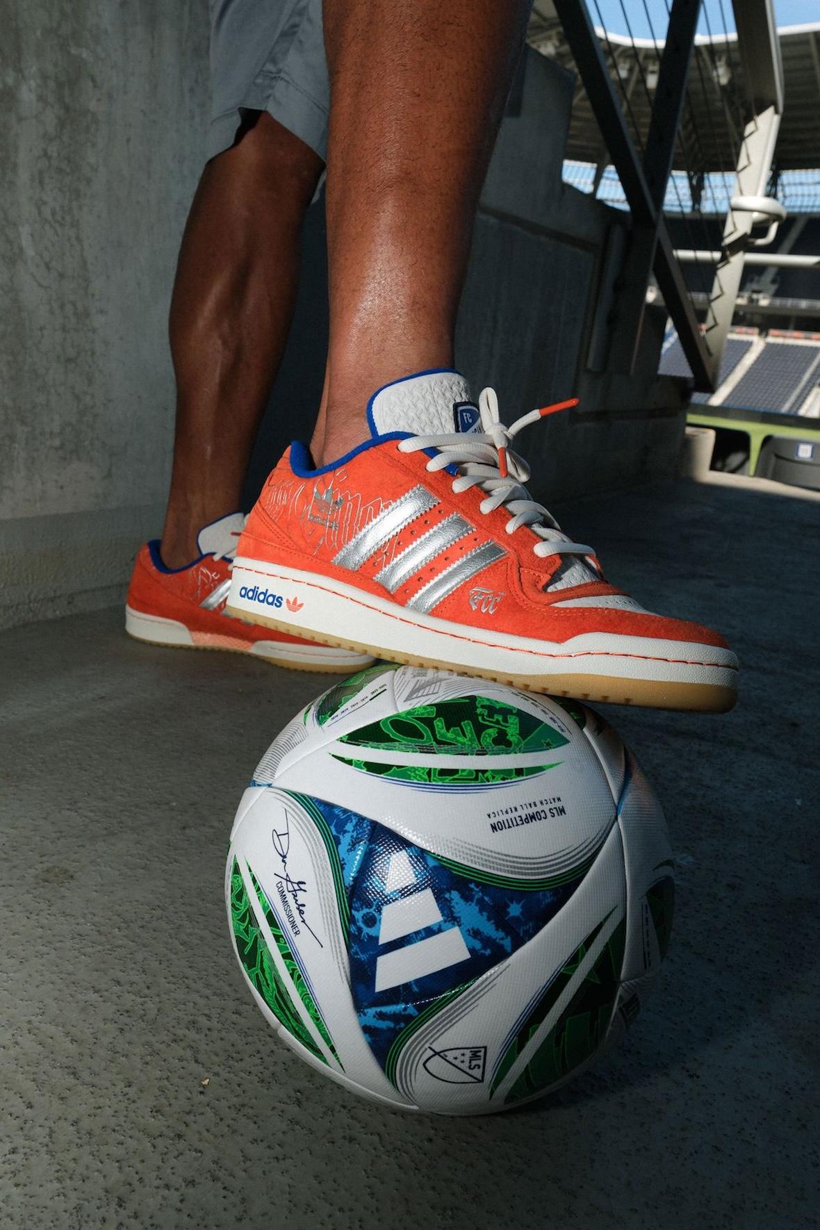 Unheardof x FC Cincinnati x adidas Forum Low 為贏得 2023 年支持者盾牌而致敬 adidas Forum Lo, adidas - Unheardof x FC Cincinnati x adidas Forum Low 為贏得 2023 年支持者盾牌而致敬