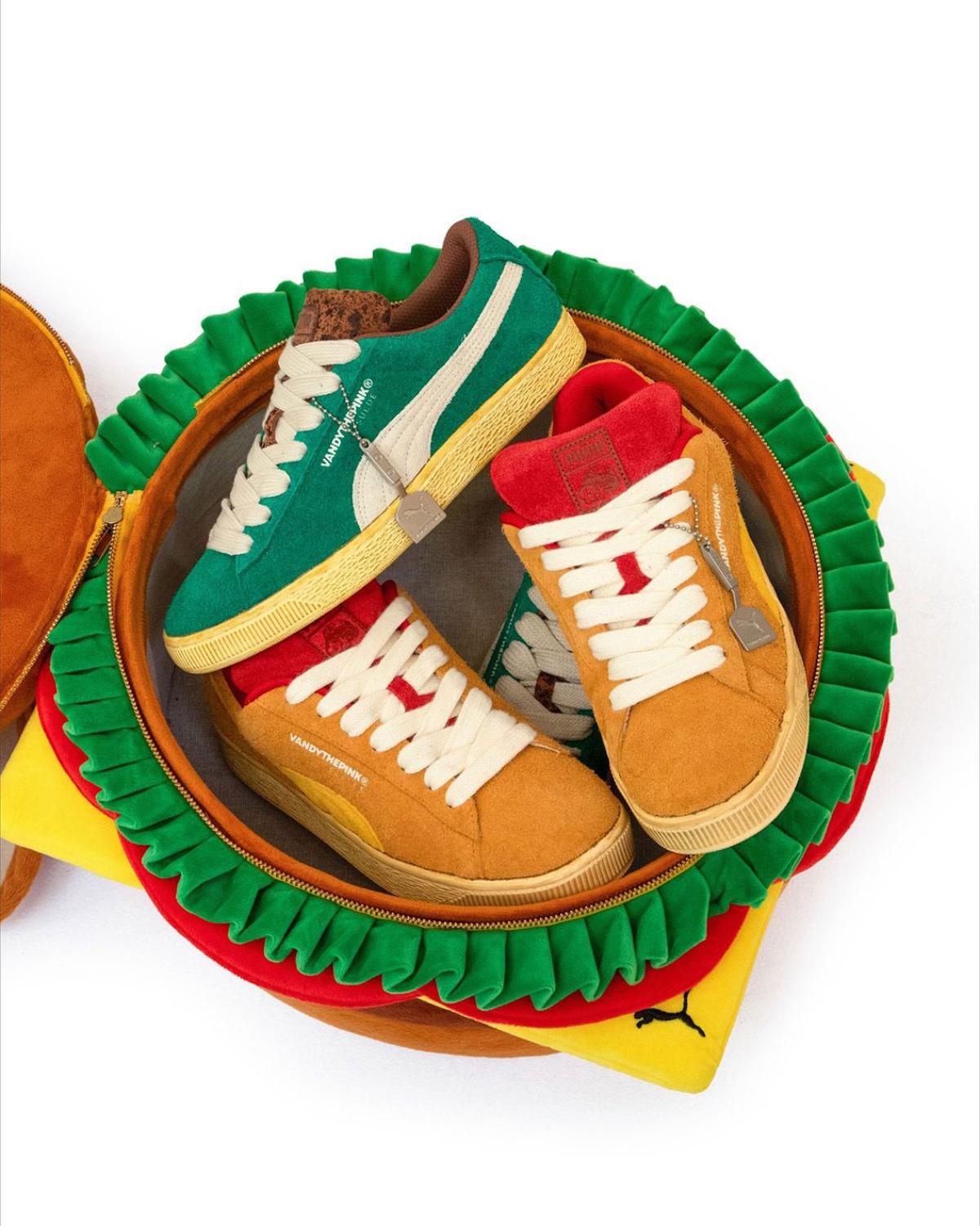Vandy the Pink x PUMA Suede "漢堡 "套裝在 ComplexCon 首次亮相 Vandy The Pink, PUMA Suede, Puma, ComplexCon - Vandy the Pink x PUMA Suede "漢堡 "套裝在 ComplexCon 首次亮相