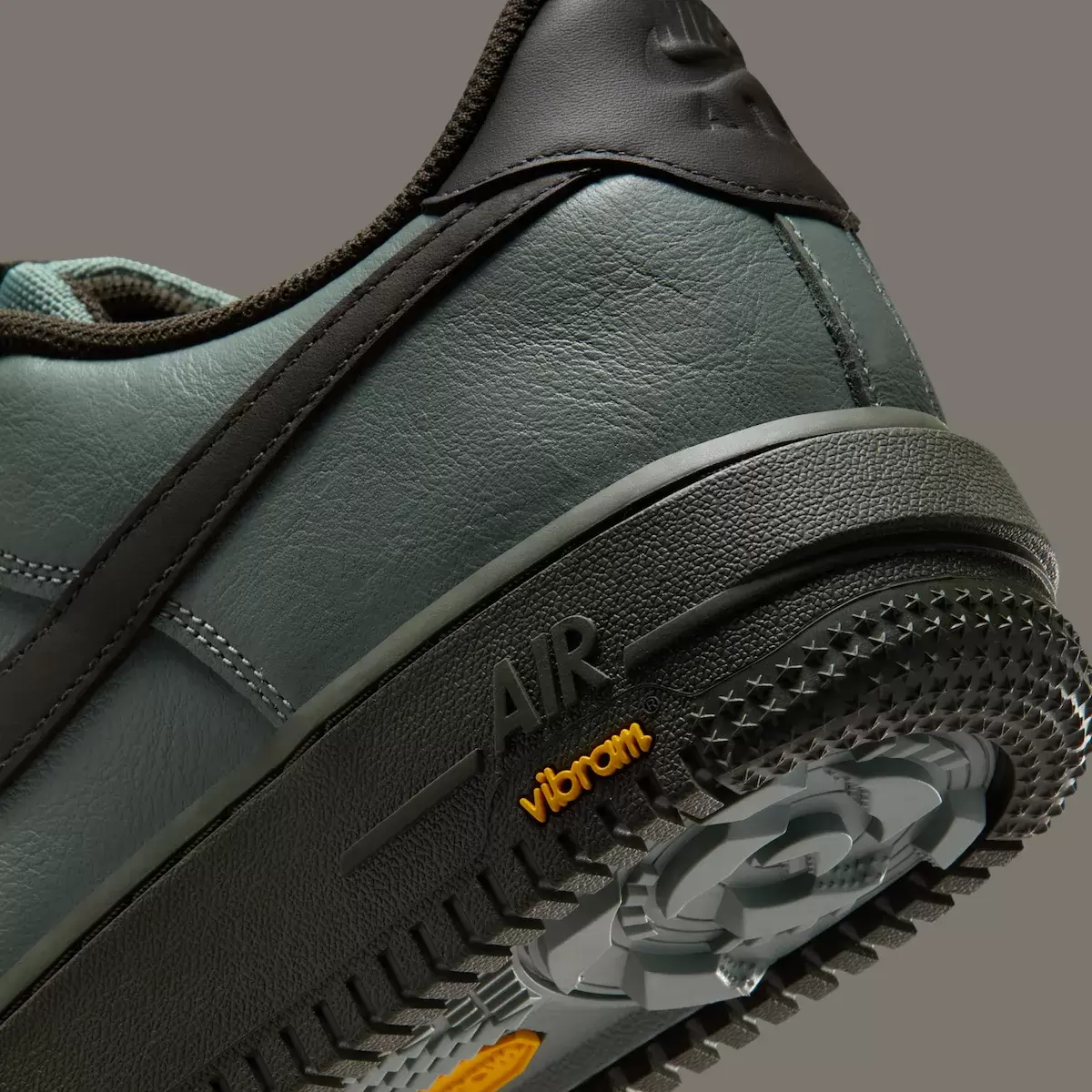 Vibram, Nike Air Force 1 Low, Nike Air Force 1 - Vibram x Nike Air Force 1 Low "粘土綠 "2025 年假日發佈