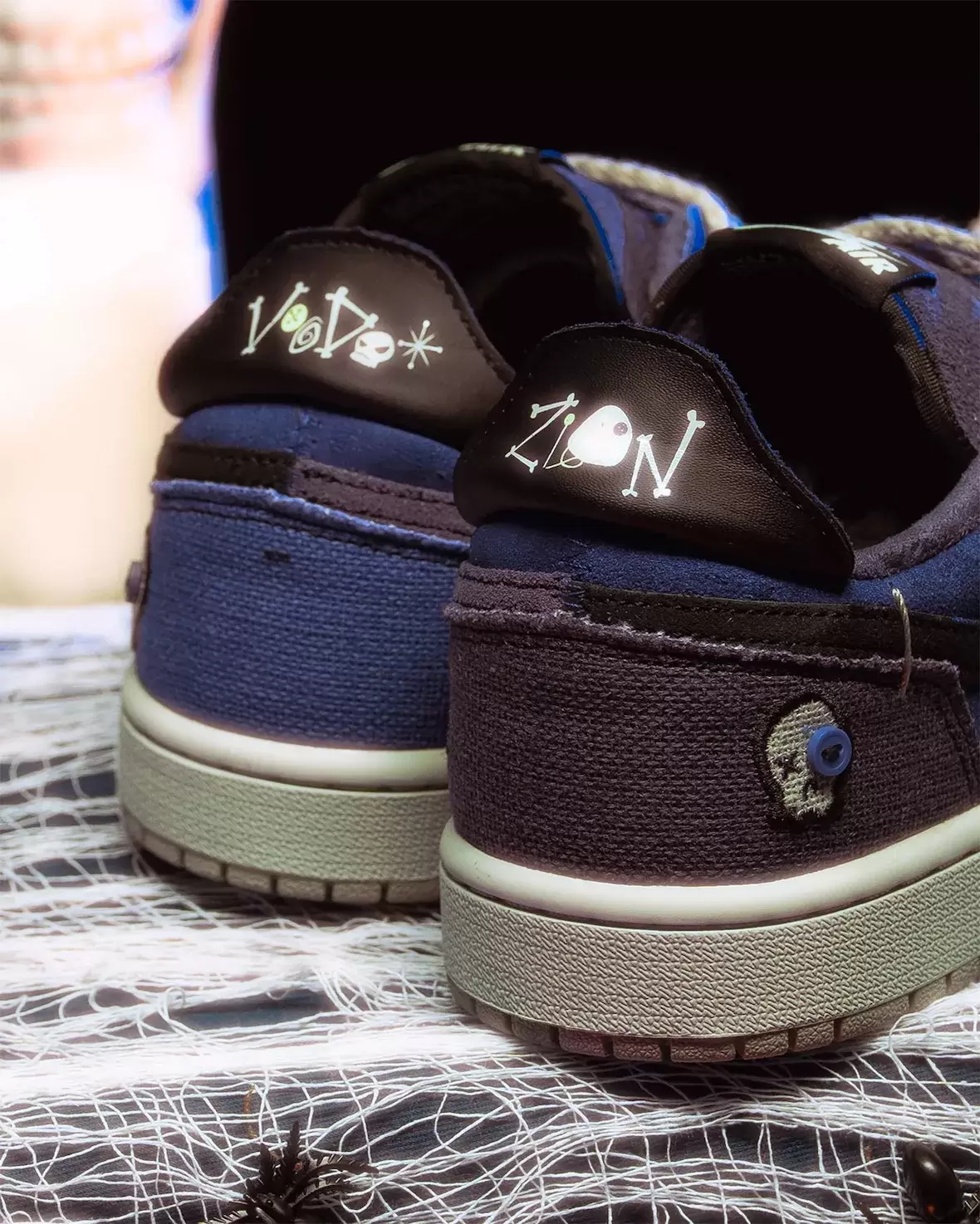 Zion Williamson x Air Jordan 1 Low OG "Voodoo Alternate" 10 月 29 日發佈 Zion Williamson, Air Jordan 1 Low, Air Jordan 1 - Zion Williamson x Air Jordan 1 Low OG "Voodoo Alternate" 10 月 29 日發佈