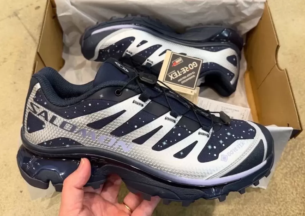 Salomon, atmos - atmos x 薩洛蒙 XT-4 OG GTX "星際碰撞 II "於 2025 年 12 月發佈