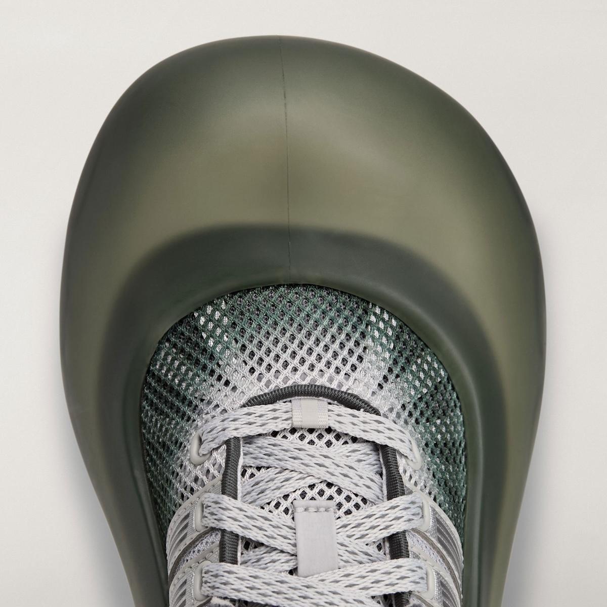 adidas superstar, adidas Megaride, adidas - AVAVAV x adidas Holiday 2025 重新演繹 Superstar 和 Megaride