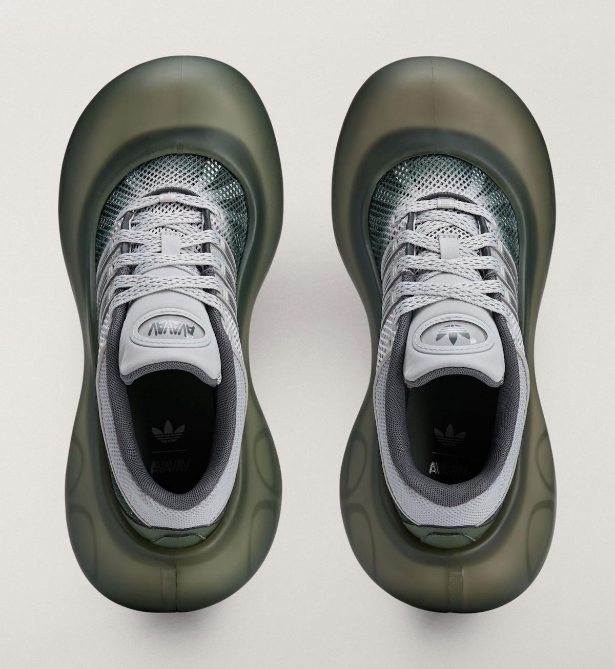 adidas superstar, adidas Megaride, adidas - AVAVAV x adidas Holiday 2025 重新演繹 Superstar 和 Megaride