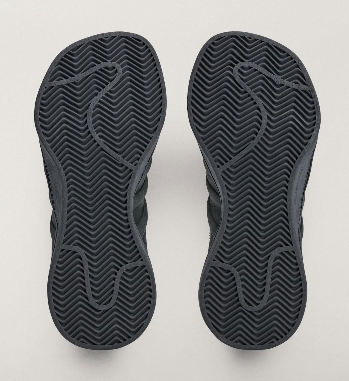 adidas superstar, adidas Megaride, adidas - AVAVAV x adidas Holiday 2025 重新演繹 Superstar 和 Megaride