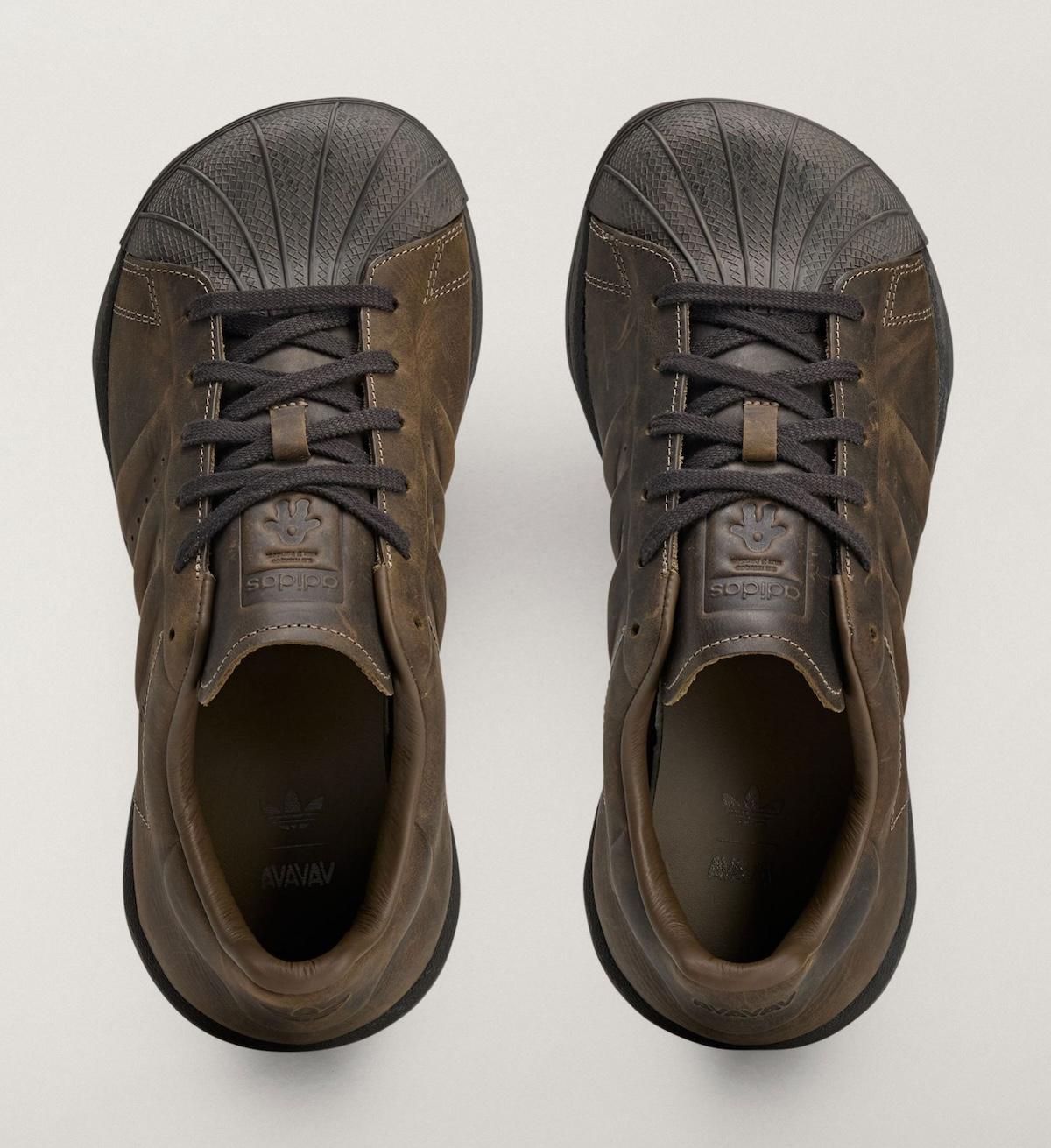 adidas superstar, adidas Megaride, adidas - AVAVAV x adidas Holiday 2025 重新演繹 Superstar 和 Megaride