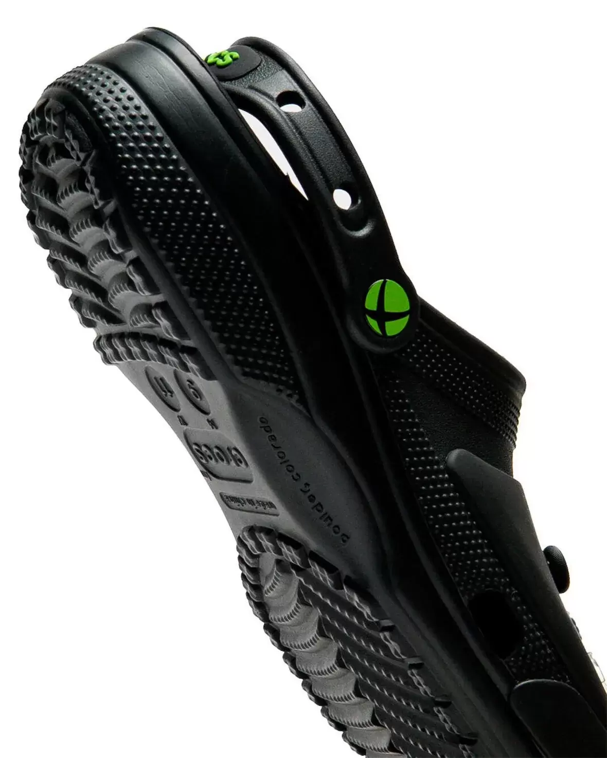 Xbox, Crocs - XBOX 鱷魚》11 月 24 日發售