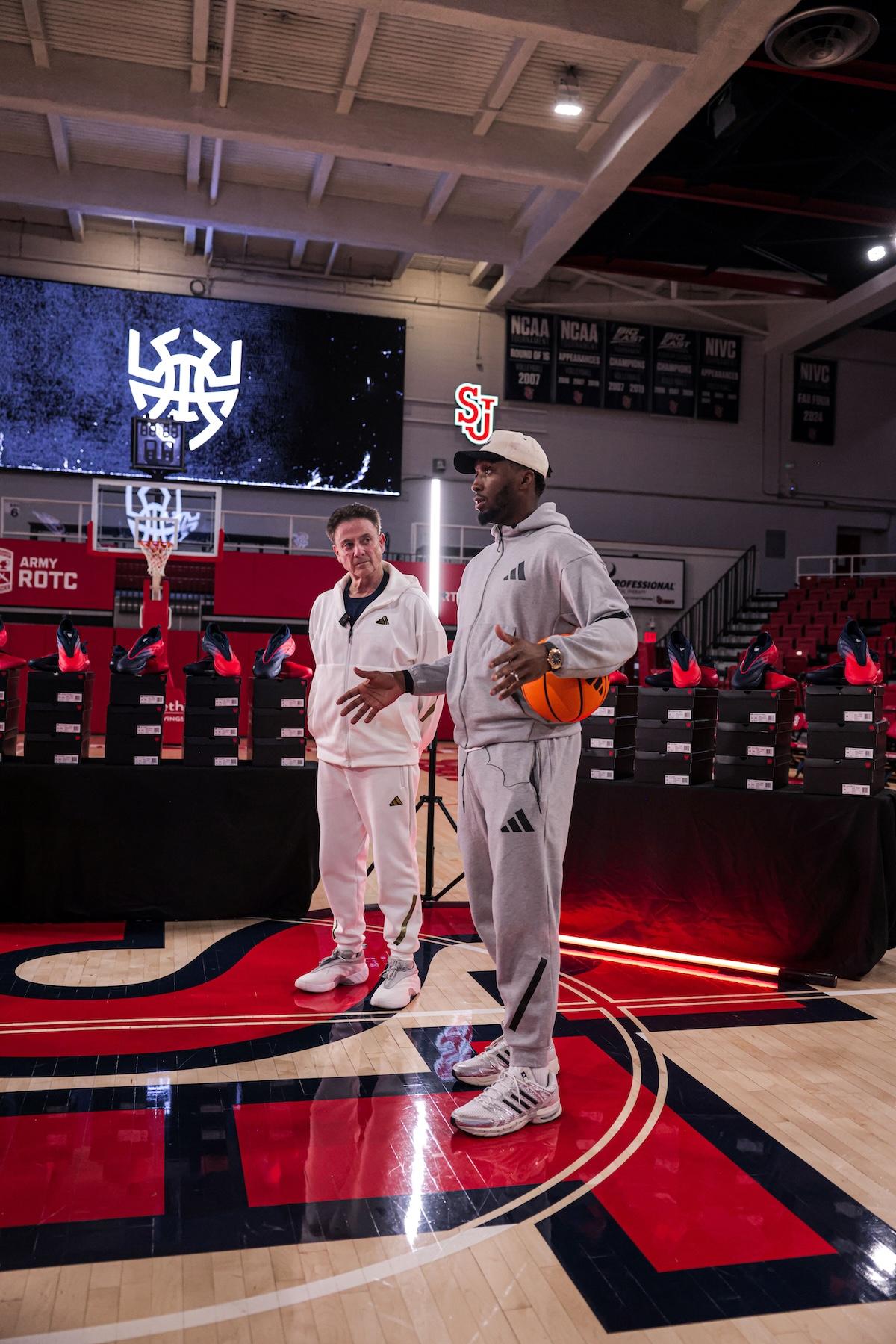 多諾萬-米切爾帶着獨家阿迪達斯 DON Issue 7 PE 登上聖約翰球場 Donovan Mitchell, adidas Don Issue 7, adidas - 多諾萬-米切爾帶着獨家阿迪達斯 DON Issue 7 PE 登上聖約翰球場