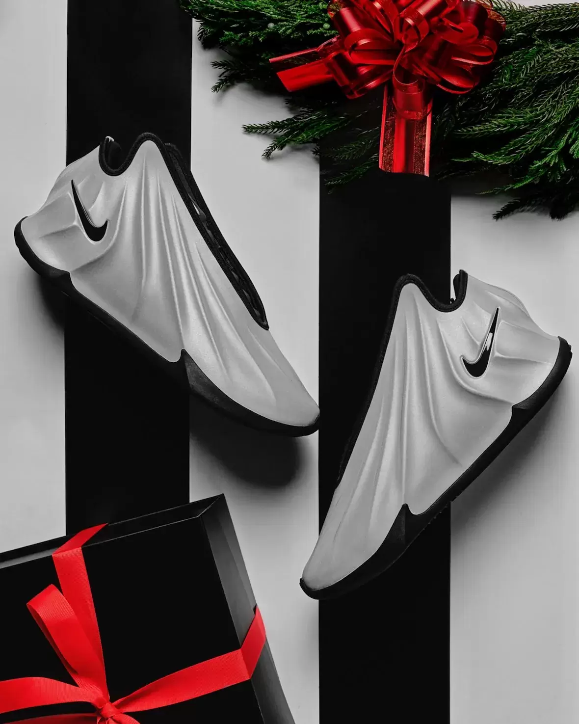 Nike Air Foamposite Pro, Nike Air Diamond Turf, Foot Locker, Air Jordan 8, Air Jordan 11 - Foot Locker 為 2025 年 12 月准備的精美禮物包括 "Bugs "喬丹 8、"Gamma "11、GT Future 等。