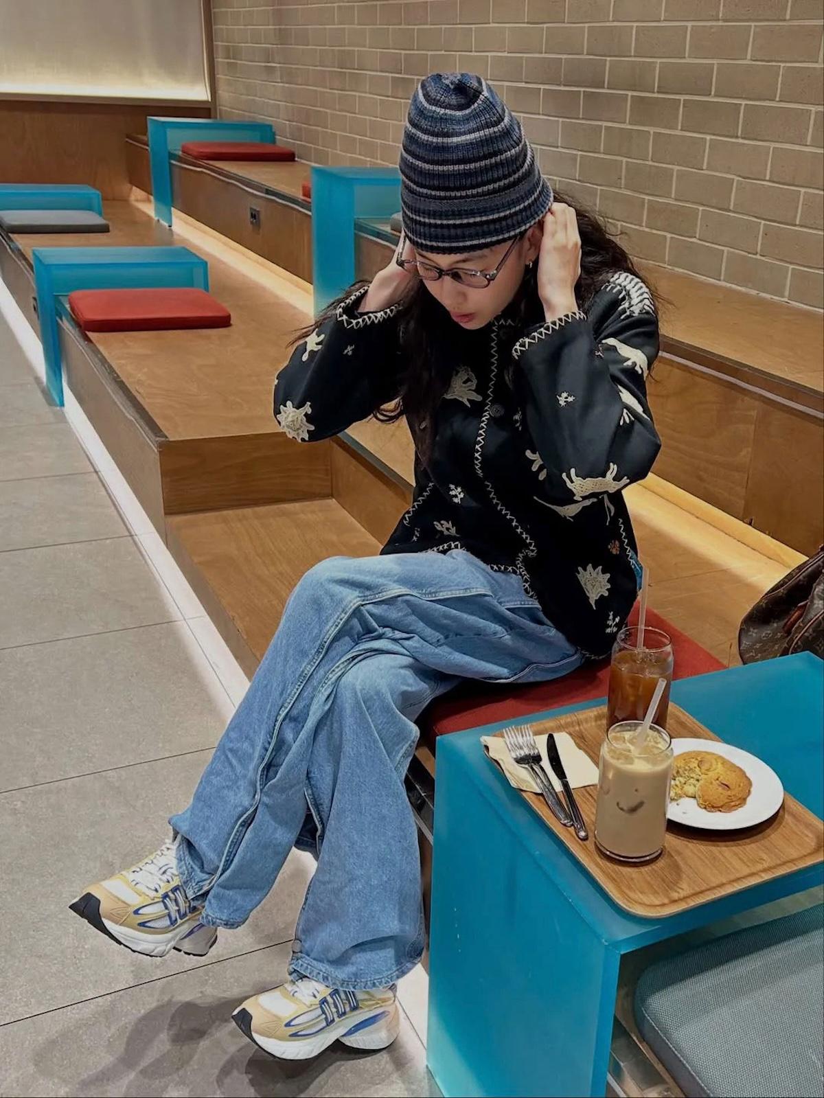 adidas Adistar XLG 2.0, adidas - 霍妍身着阿迪達斯 Adistar XLG 2.0 "烏賊 "鞋現身