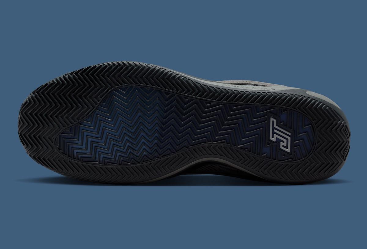 喬丹-塔圖姆 4 採用 "煙灰色/煙灰色",保持簡約風格 Nike, Jordan Tatum 4 - 喬丹-塔圖姆 4 採用 "煙灰色/煙灰色",保持簡約風格