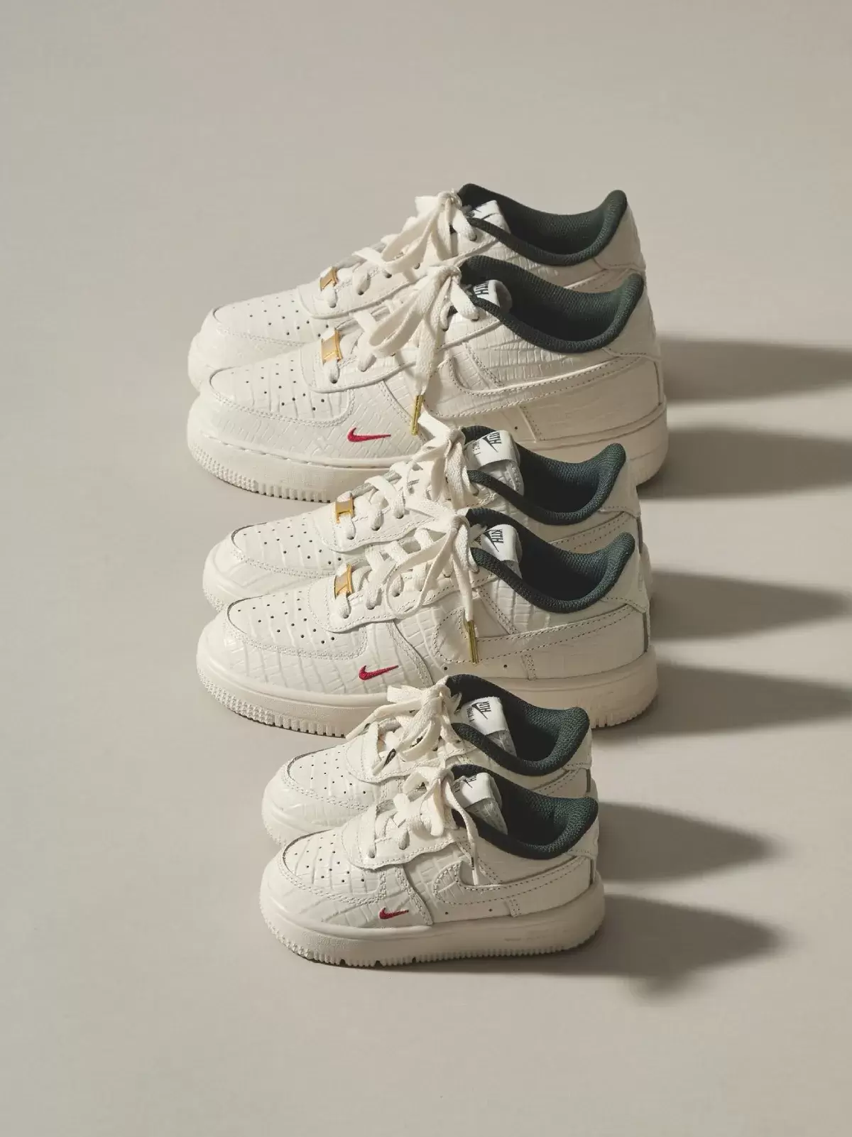 Nike Air Max 95, Nike Air Force 1 Low, Nike Air Force 1, Nike, KITH - Kith x Nike 2025 年假日兒童系列將火炬傳遞給下一代