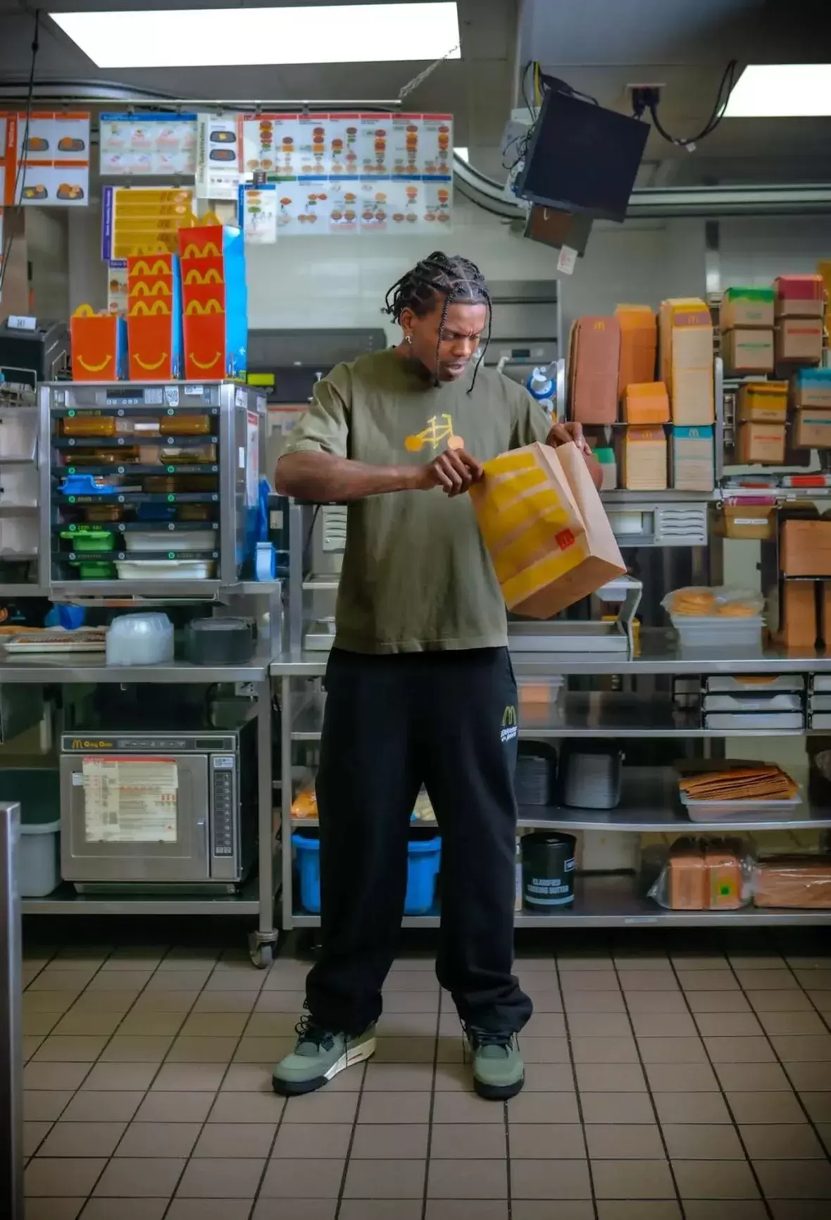 Nigel Sylvester x Air Jordan 1, Nigel Sylvester, Jordan Brand, Air Jordan - 奈傑爾-希爾維斯特 x 麥當勞 "本月最佳員工 "系列於 2025 年 12 月發佈