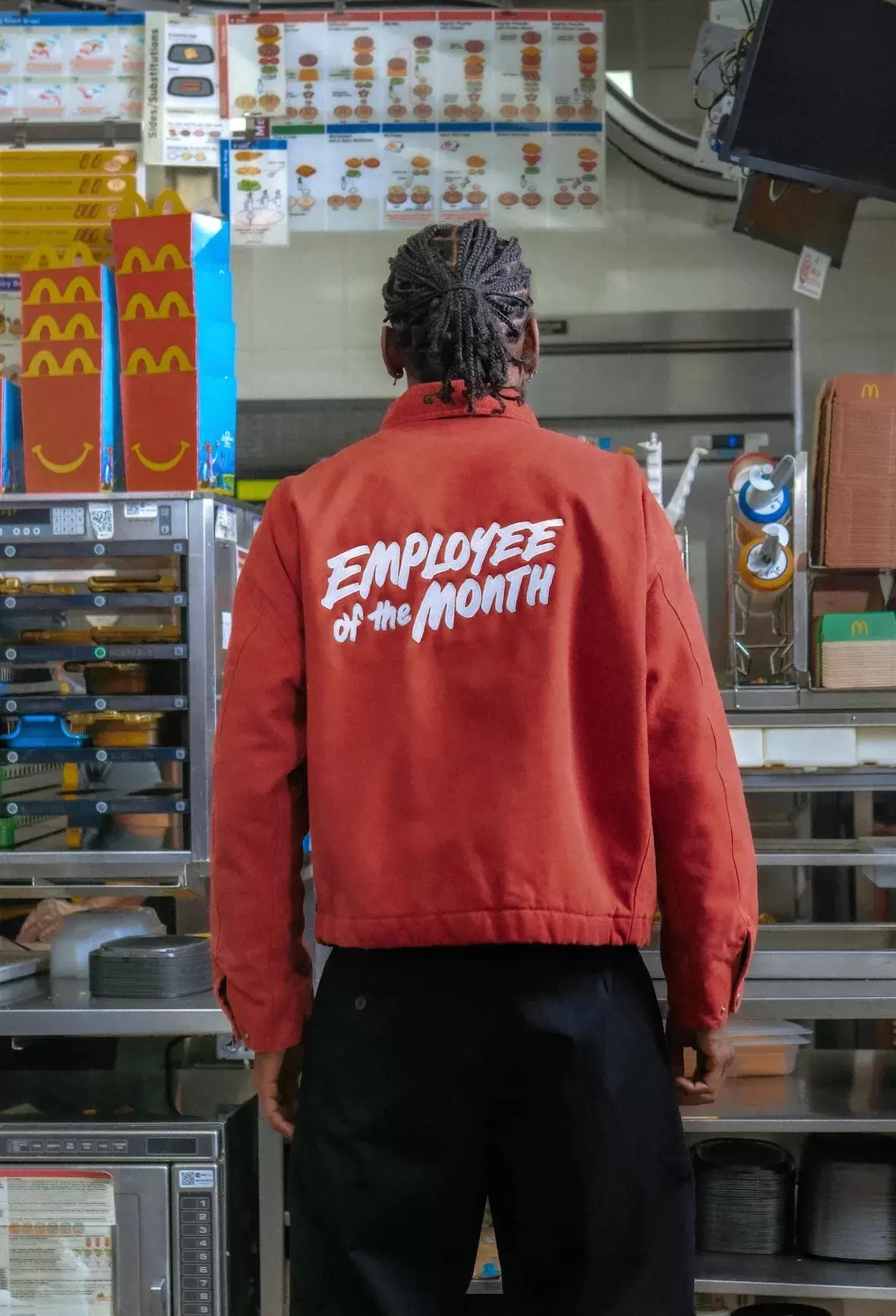 Nigel Sylvester x Air Jordan 1, Nigel Sylvester, Jordan Brand, Air Jordan - 奈傑爾-希爾維斯特 x 麥當勞 "本月最佳員工 "系列於 2025 年 12 月發佈