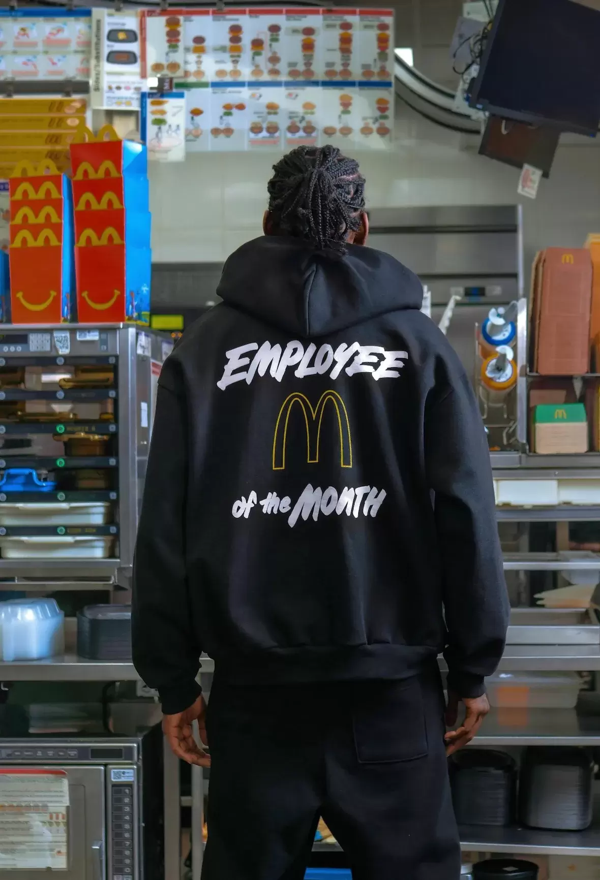 Nigel Sylvester x Air Jordan 1, Nigel Sylvester, Jordan Brand, Air Jordan - 奈傑爾-希爾維斯特 x 麥當勞 "本月最佳員工 "系列於 2025 年 12 月發佈