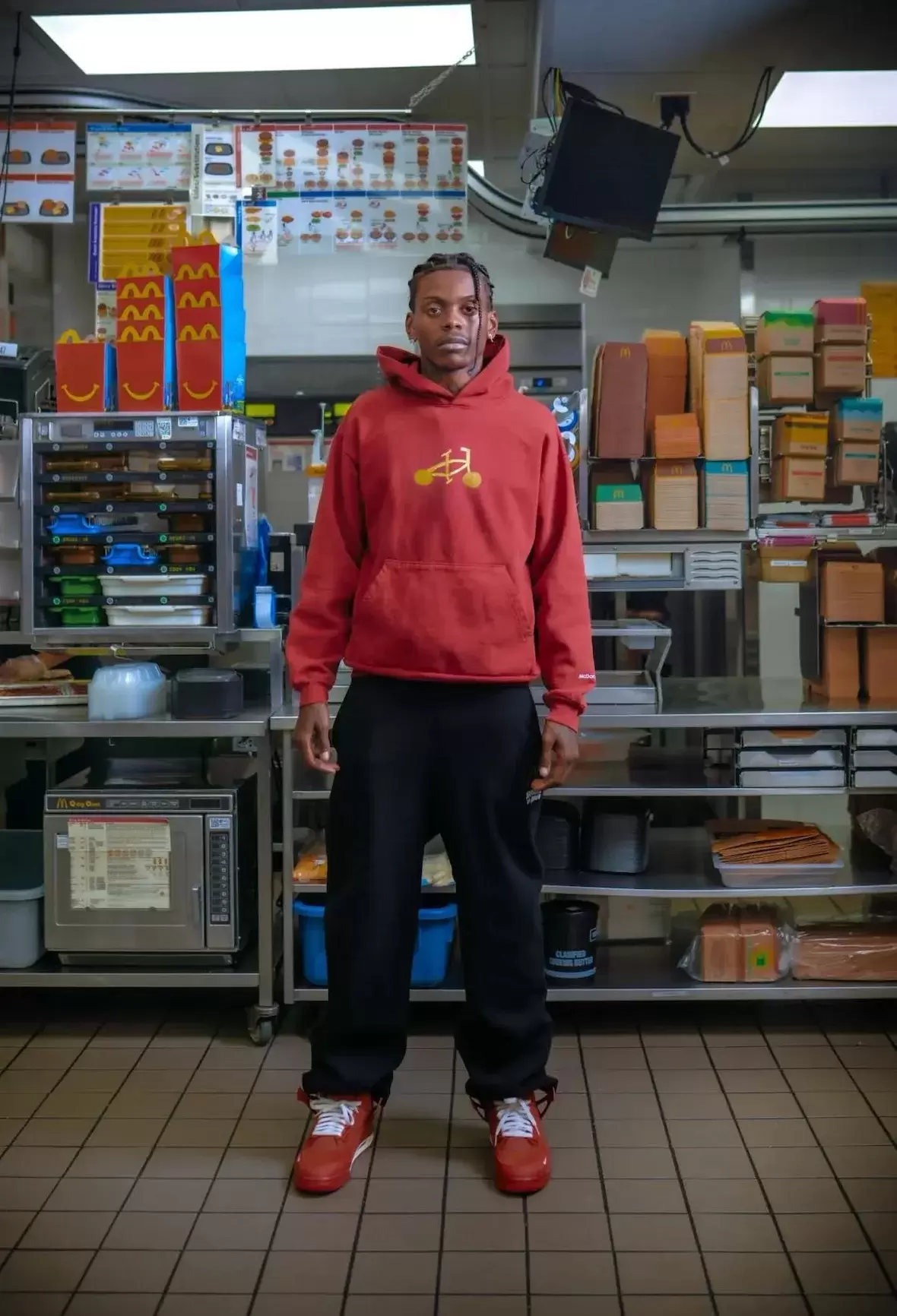 Nigel Sylvester x Air Jordan 1, Nigel Sylvester, Jordan Brand, Air Jordan - 奈傑爾-希爾維斯特 x 麥當勞 "本月最佳員工 "系列於 2025 年 12 月發佈