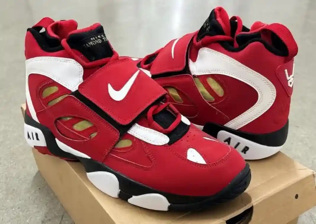 Nike Air Diamond Turf, Nike, Deion Sanders - 耐克 Air Diamond Turf 2 "火紅色 "2026 年 2 月發佈