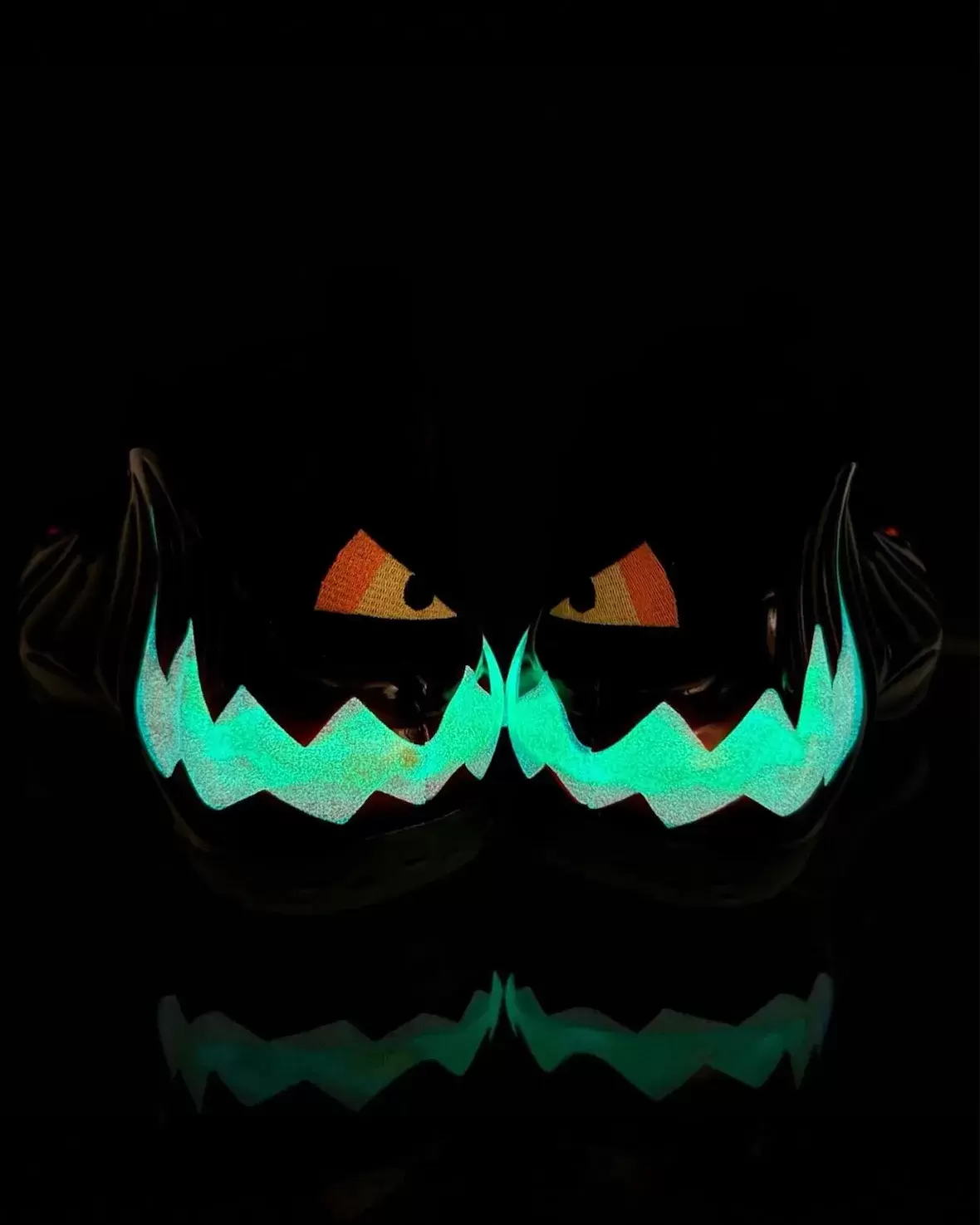 2016 年耐克 Air Foamposite One "萬聖節 "樣品浮出水面 Nike Air Foamposite One, Nike - 2016 年耐克 Air Foamposite One "萬聖節 "樣品浮出水面