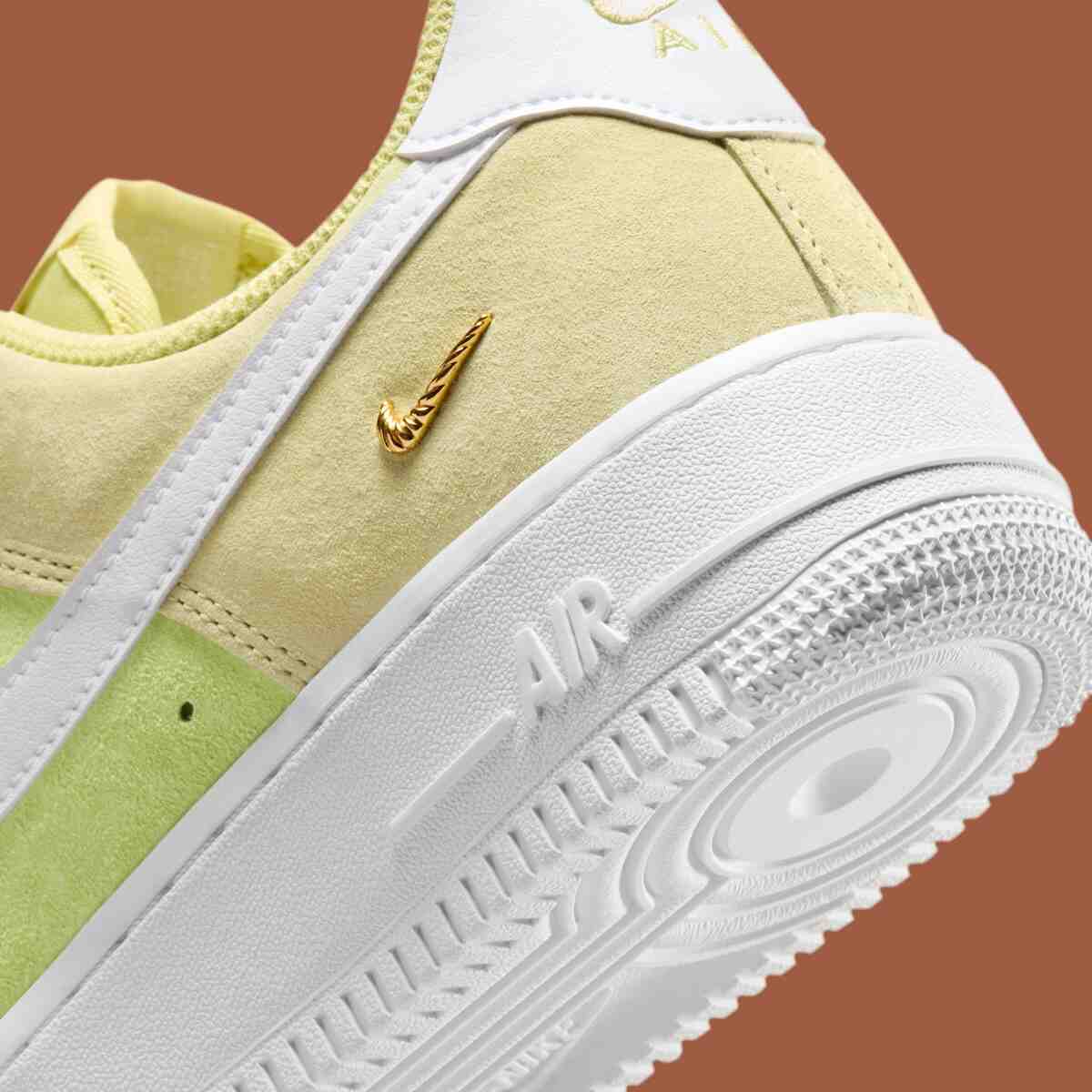 Nike Air Force 1 Low, Nike Air Force 1, Nike - 耐克 Air Force 1 低配版 "茴香/青檸冰 "外觀靈感源自網球