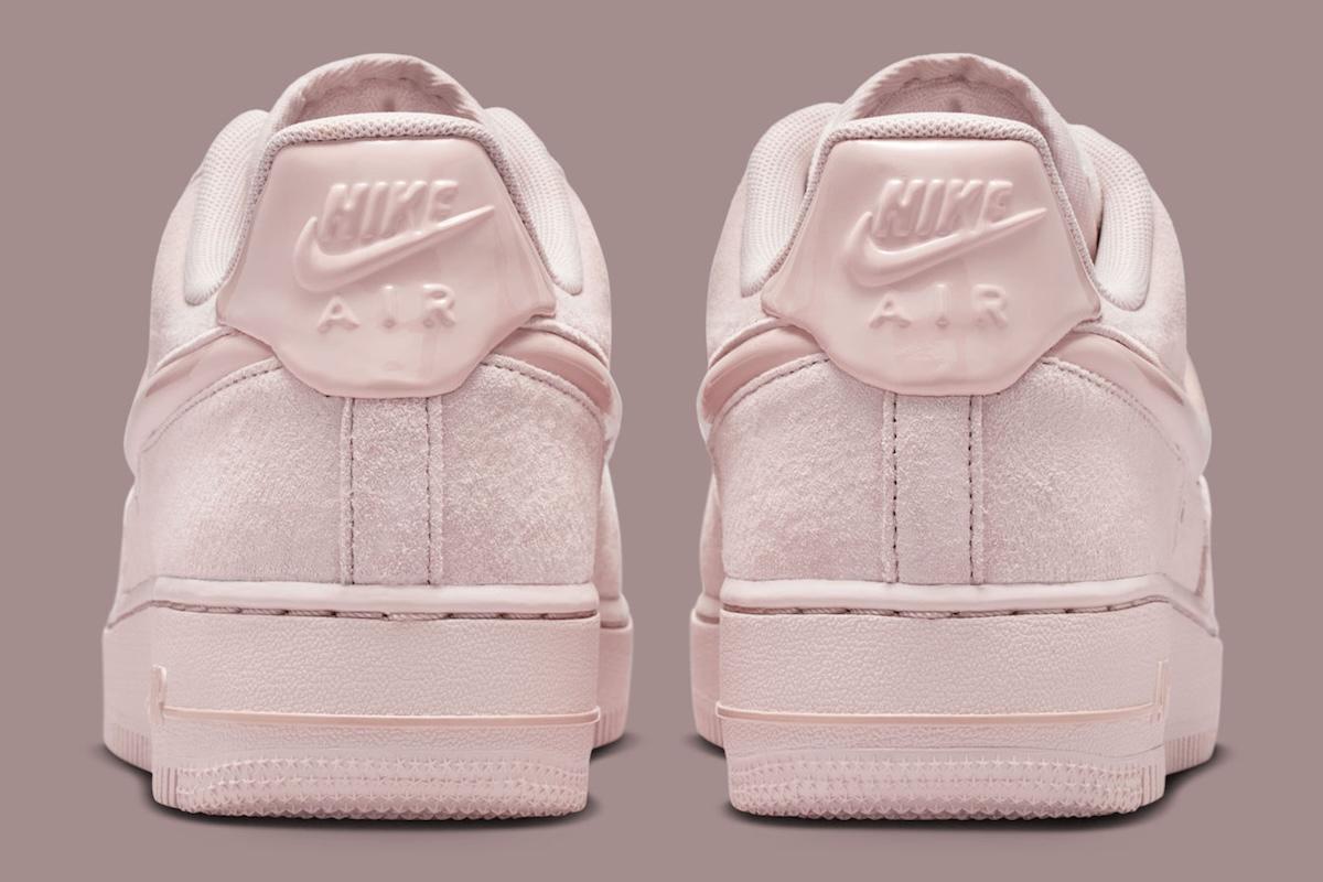 Nike Air Force 1 Low, Nike Air Force 1, Nike - 耐克 Air Force 1 Low 採用單色 "顆粒粉 "配色