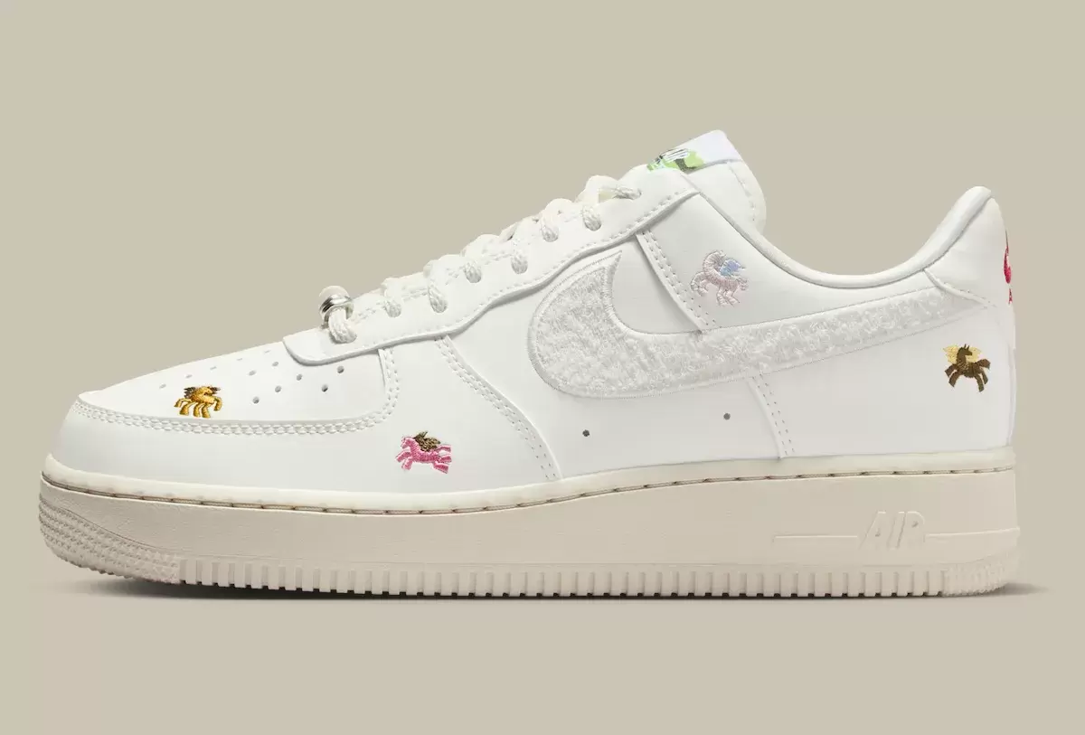 耐克 Air Force 1 Low "飛馬套裝 "包含神話細節 Nike Air Force 1 Low, Nike Air Force 1, Nike - 耐克 Air Force 1 Low "飛馬套裝 "包含神話細節