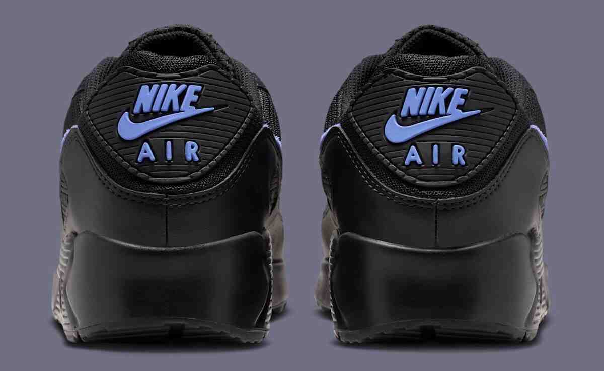 Nike Air Max 90, Nike - 耐克 Air Max 90 "黑色/藍寶石色 "恰到好處地打破黑暗