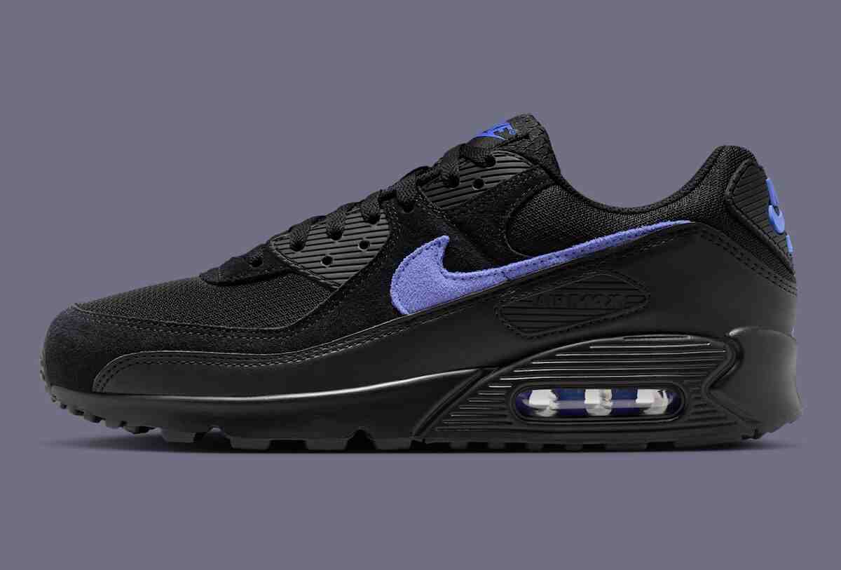 Nike Air Max 90, Nike - 耐克 Air Max 90 "黑色/藍寶石色 "恰到好處地打破黑暗