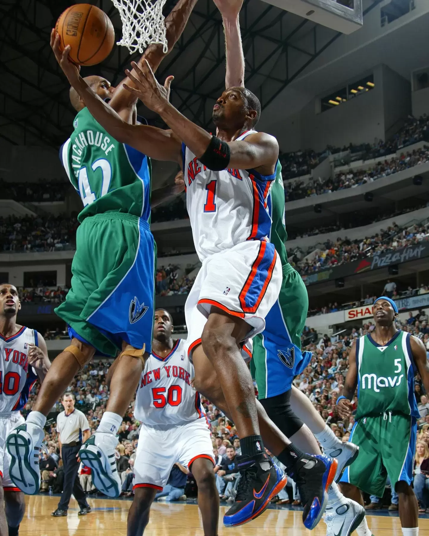 便士-哈達威的 Nike Air Zoom Huarache 2K4 "尼克斯隊 "PE 2026 年秋季發佈 Nike Huarache 2K4, Nike Huarache, Nike - 便士-哈達威的 Nike Air Zoom Huarache 2K4 "尼克斯隊 "PE 2026 年秋季發佈